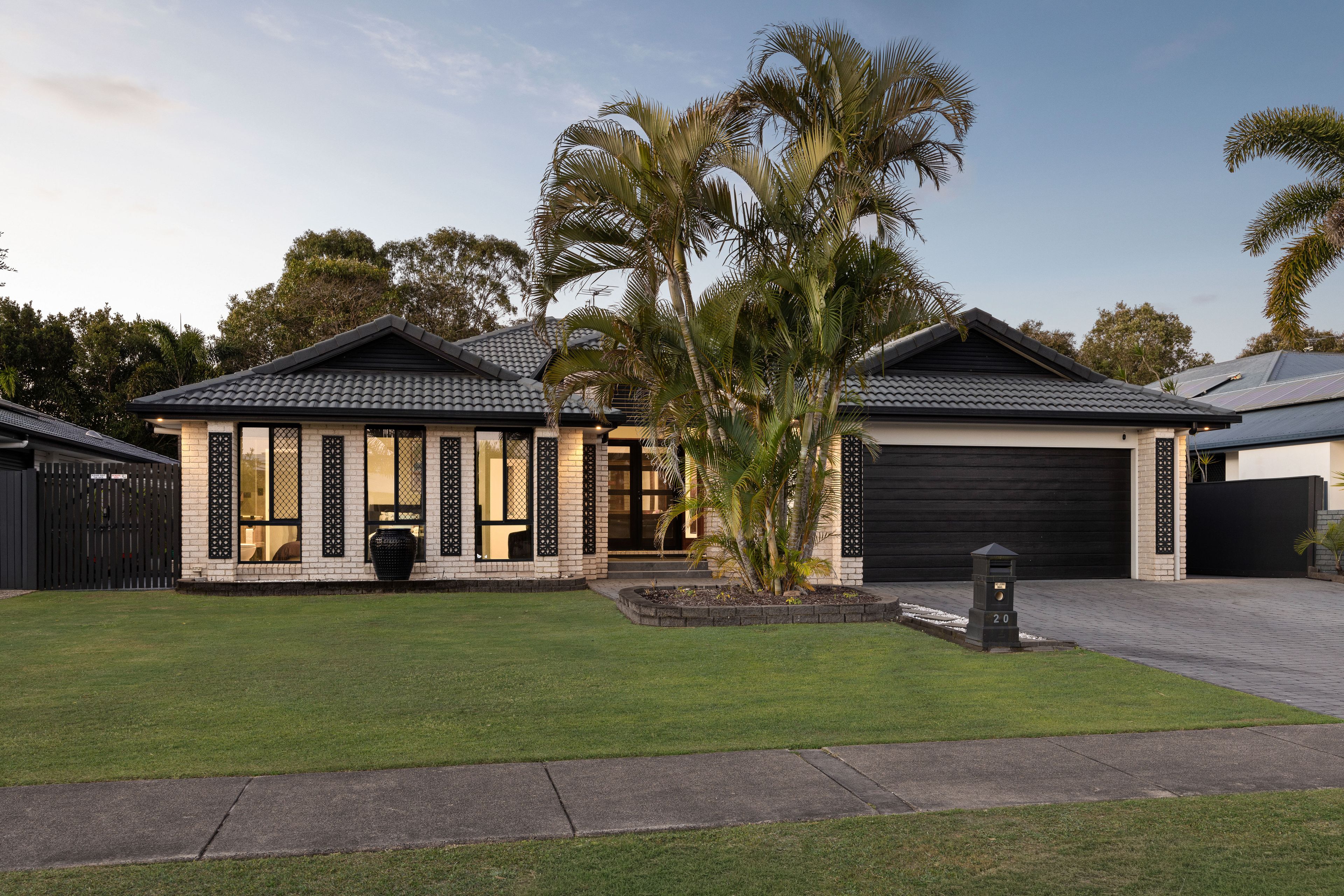 20 Oxford Parade, Pelican Waters, QLD 4551
