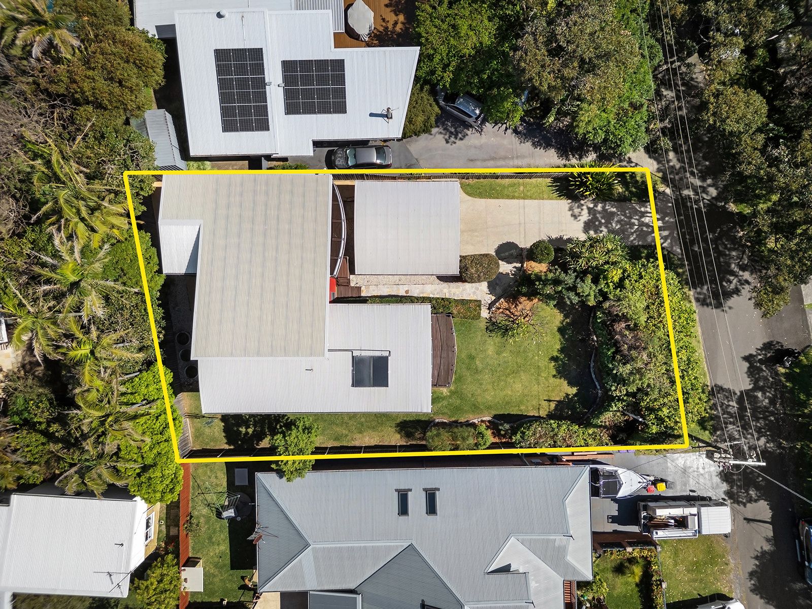 7 Maxwell Crescent — photo 22 of 23