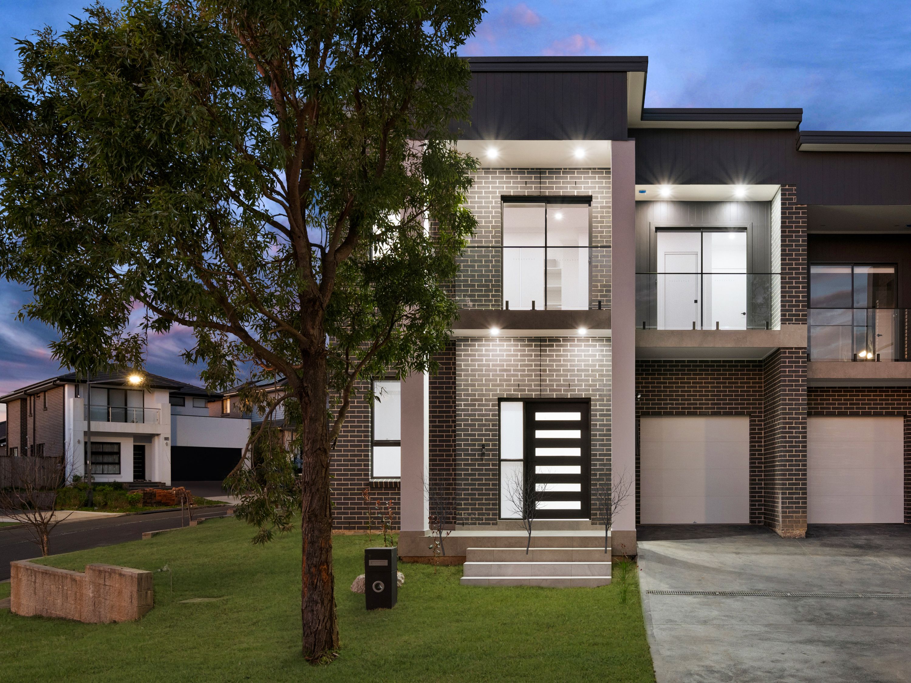 2 Blue Street, Minto NSW 2566