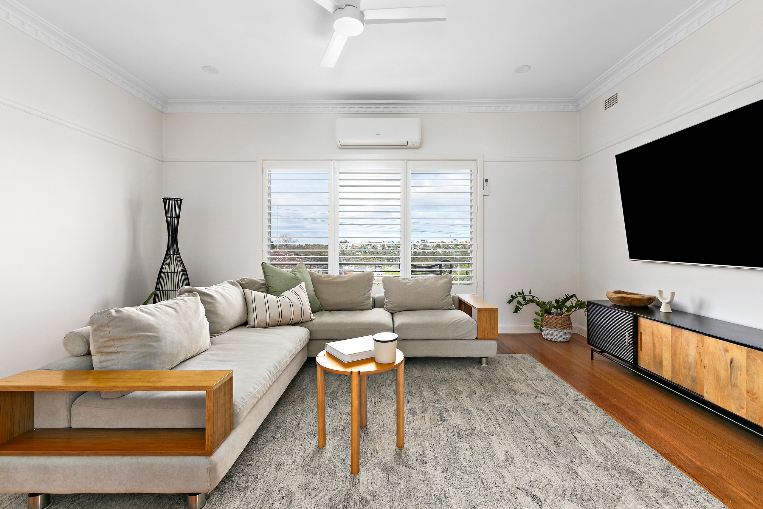 8 Devereaux Street, Oak Park, VIC 3046