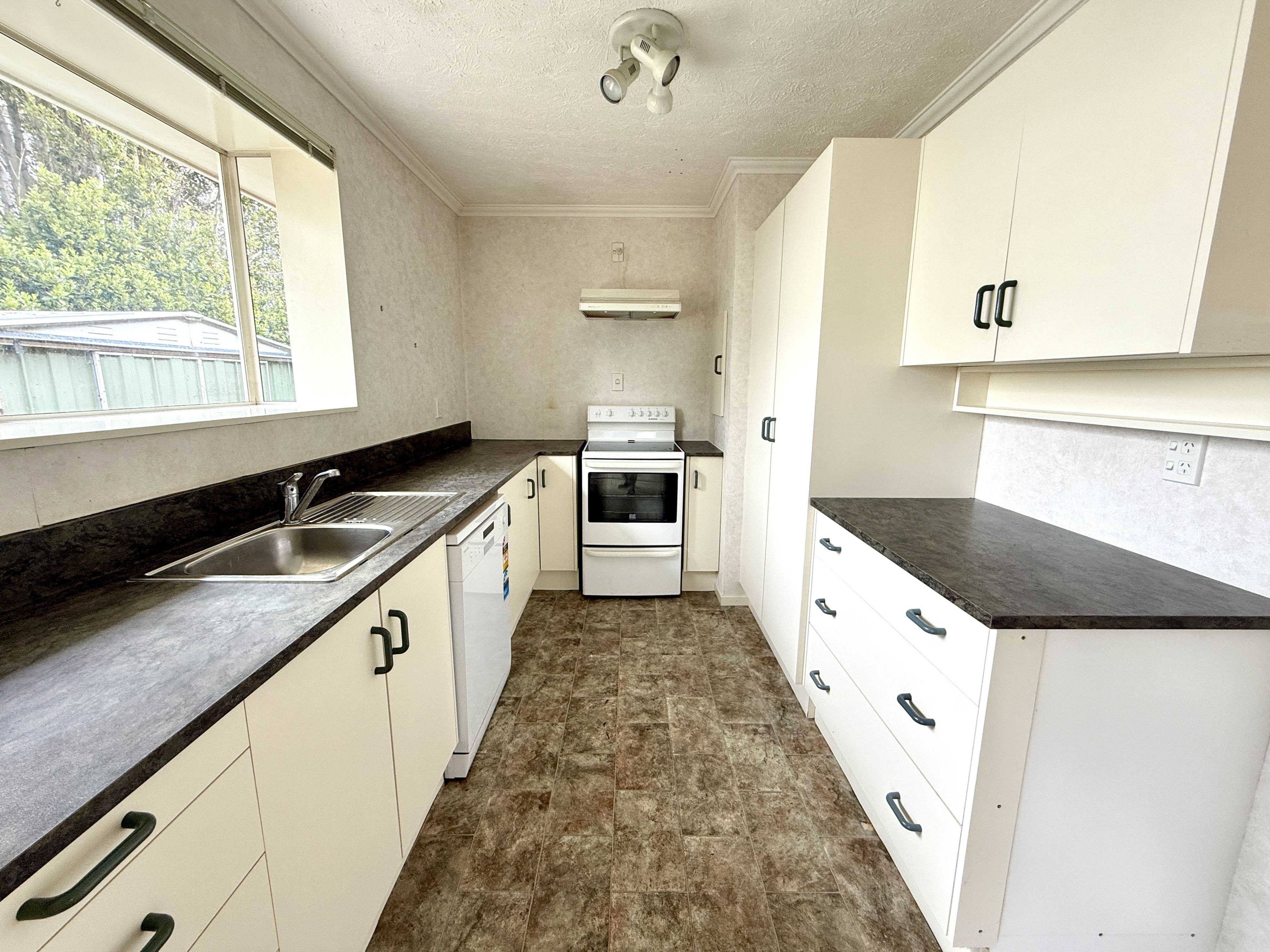 64 Maitland Street, Strathern, Invercargill