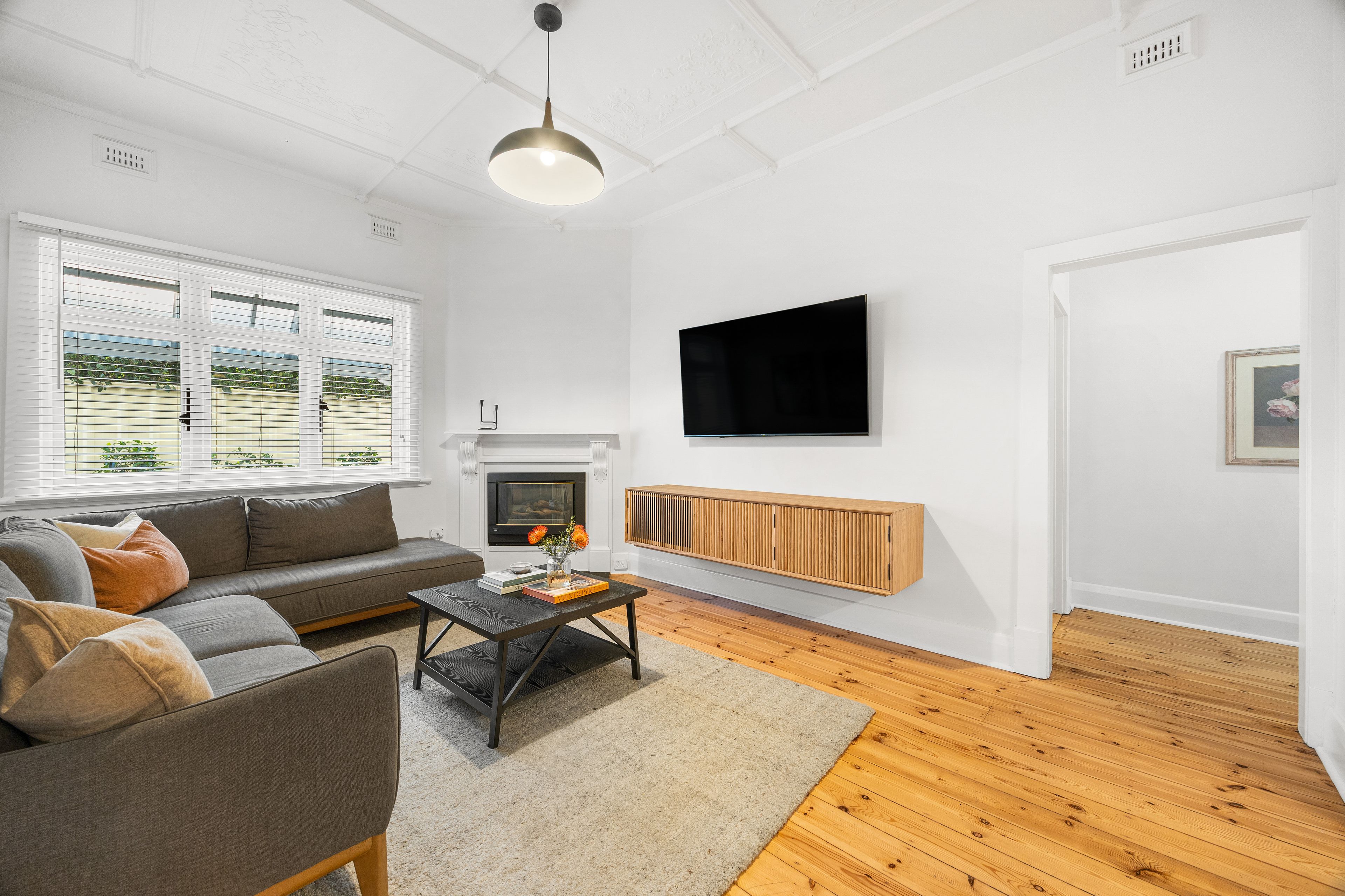 37 Drake Avenue — photo 8 of 23