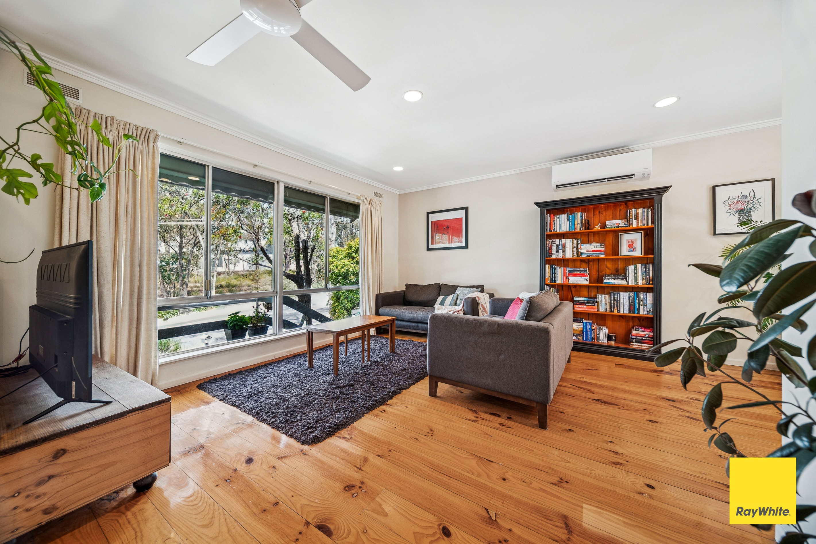 12 Walker Drive, Spring Gully, VIC 3550