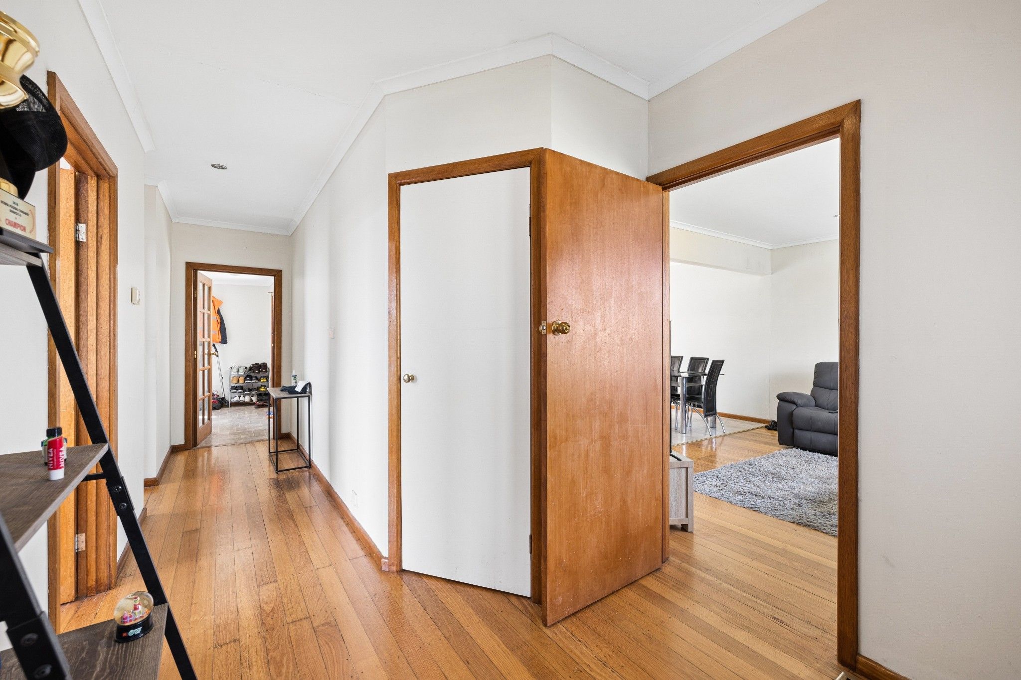 42 Centenary Crescent — photo 10 of 24