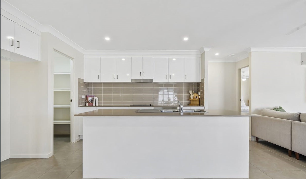 5 Kauri Way, Hidden Valley, QLD 4703
