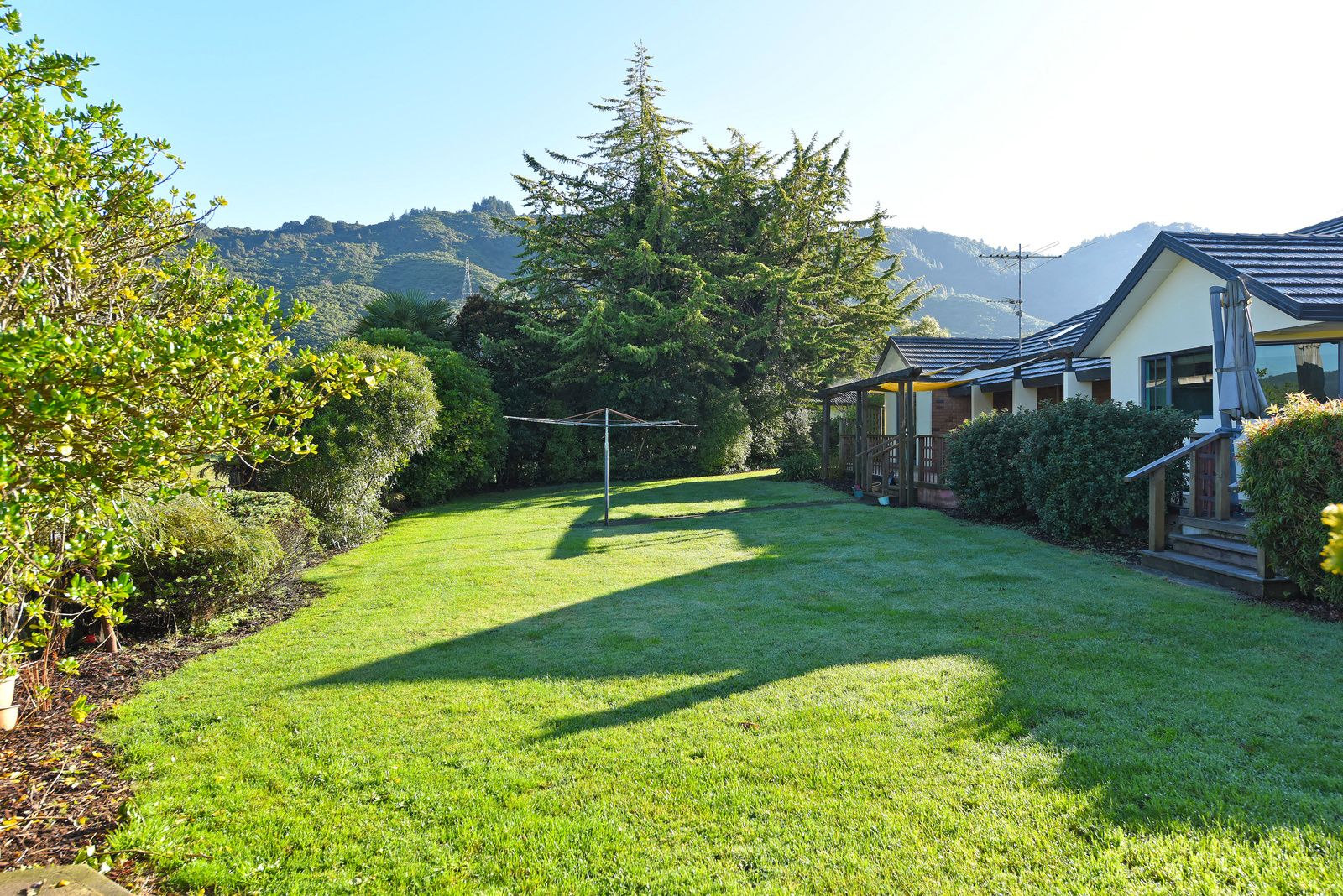 17 Malcolm Gillies Grove, Totara Park, Upper Hutt City