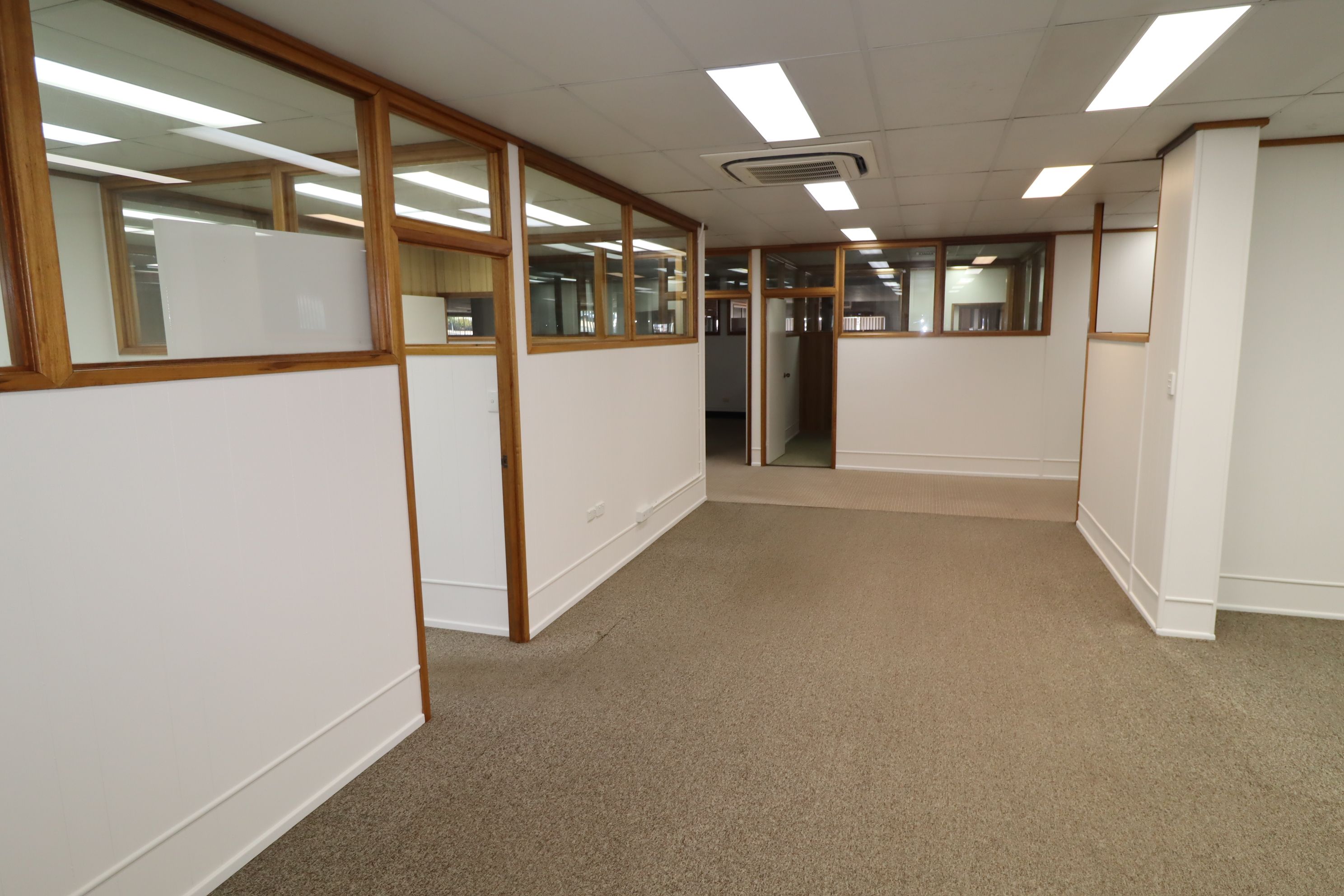 Building 1/397-429 South Street, Harristown, QLD 4350