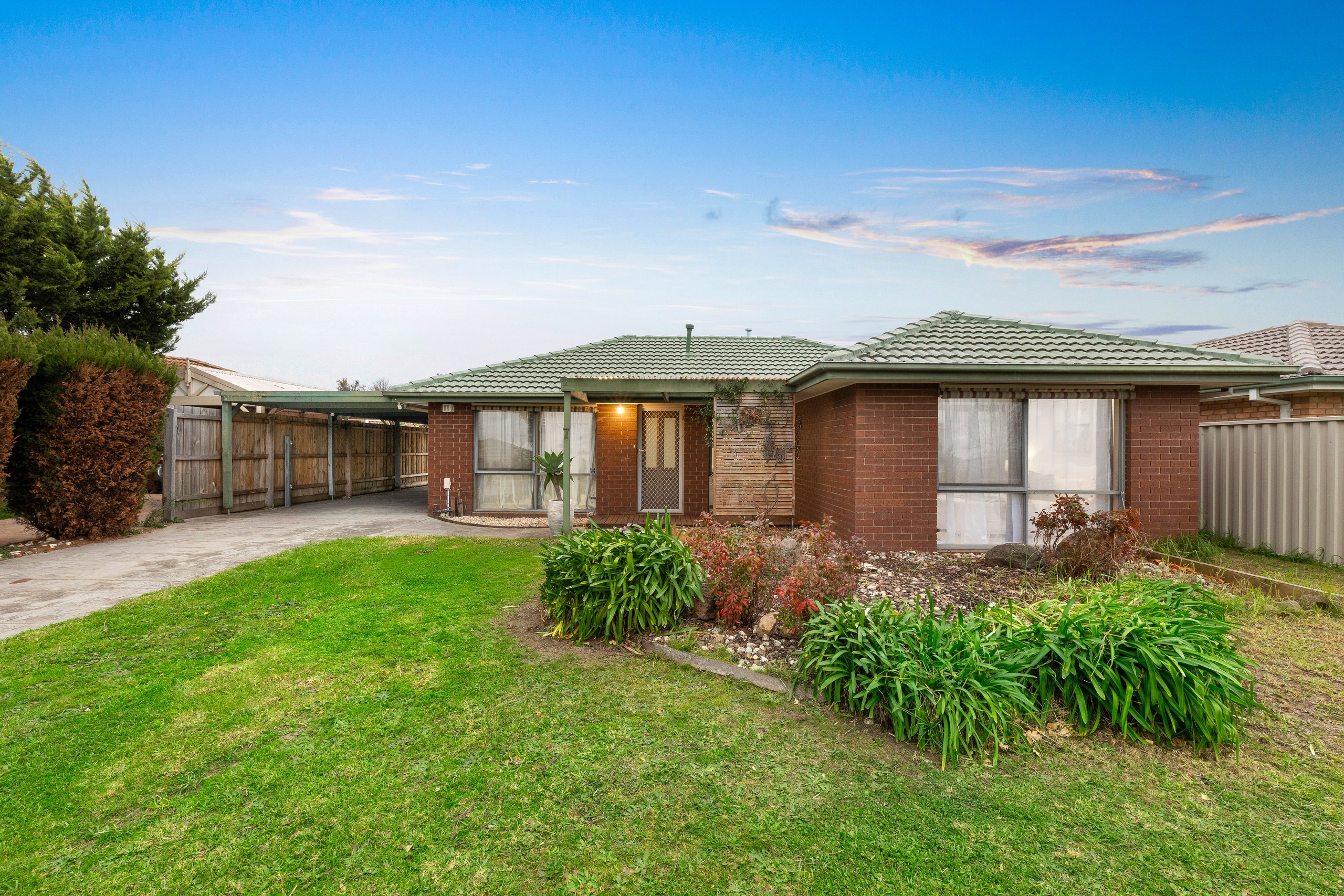 7 Sharne Court, Cranbourne North, VIC 3977
