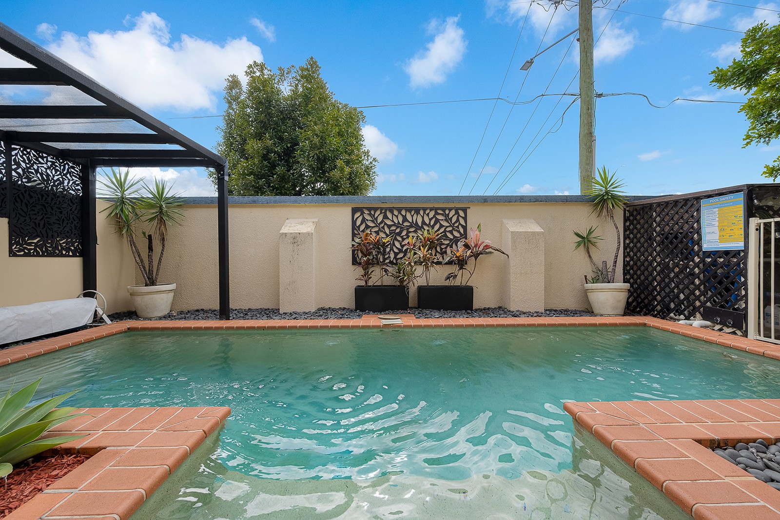 2/9-15 Donkin Street, Scarborough, QLD 4020