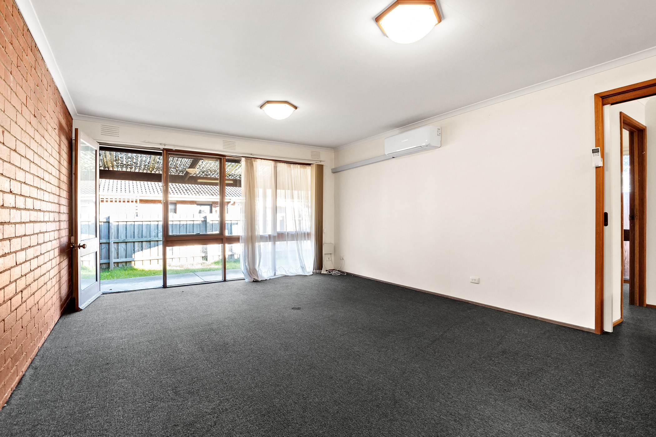 2/1 Gordon Street, Cranbourne, VIC 3977