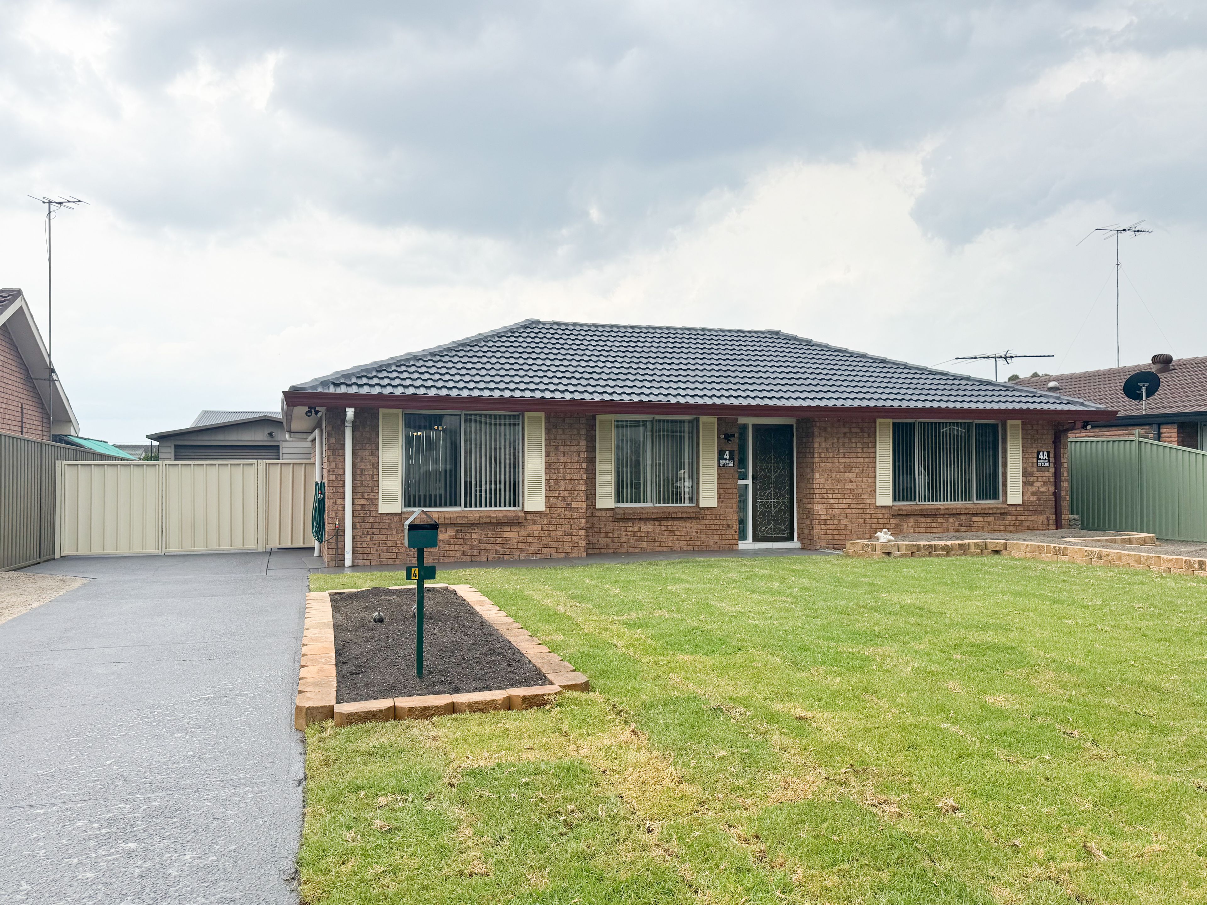 4 Mimosa Close, St Clair, NSW 2759