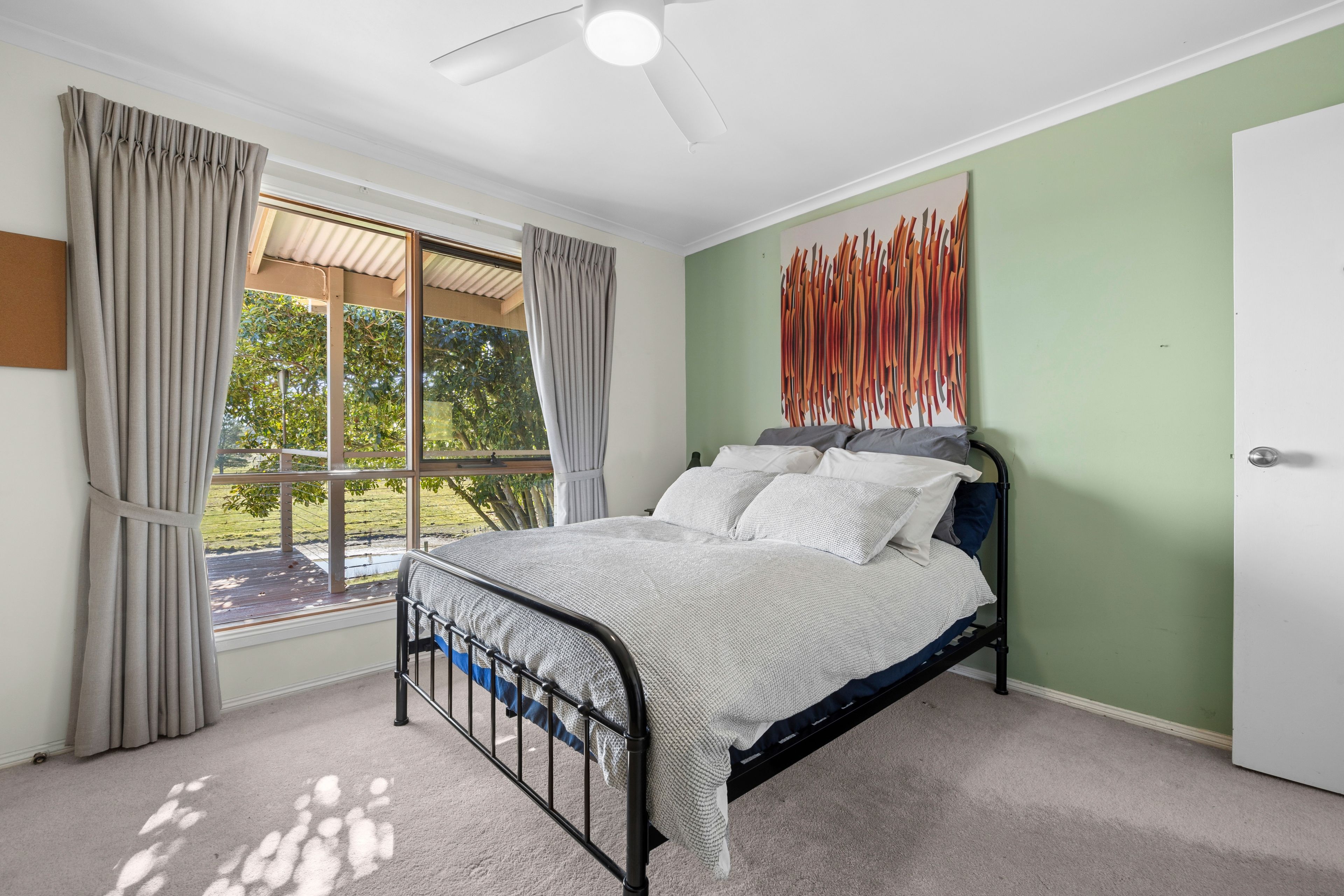 32 Ebden Street — photo 10 of 16
