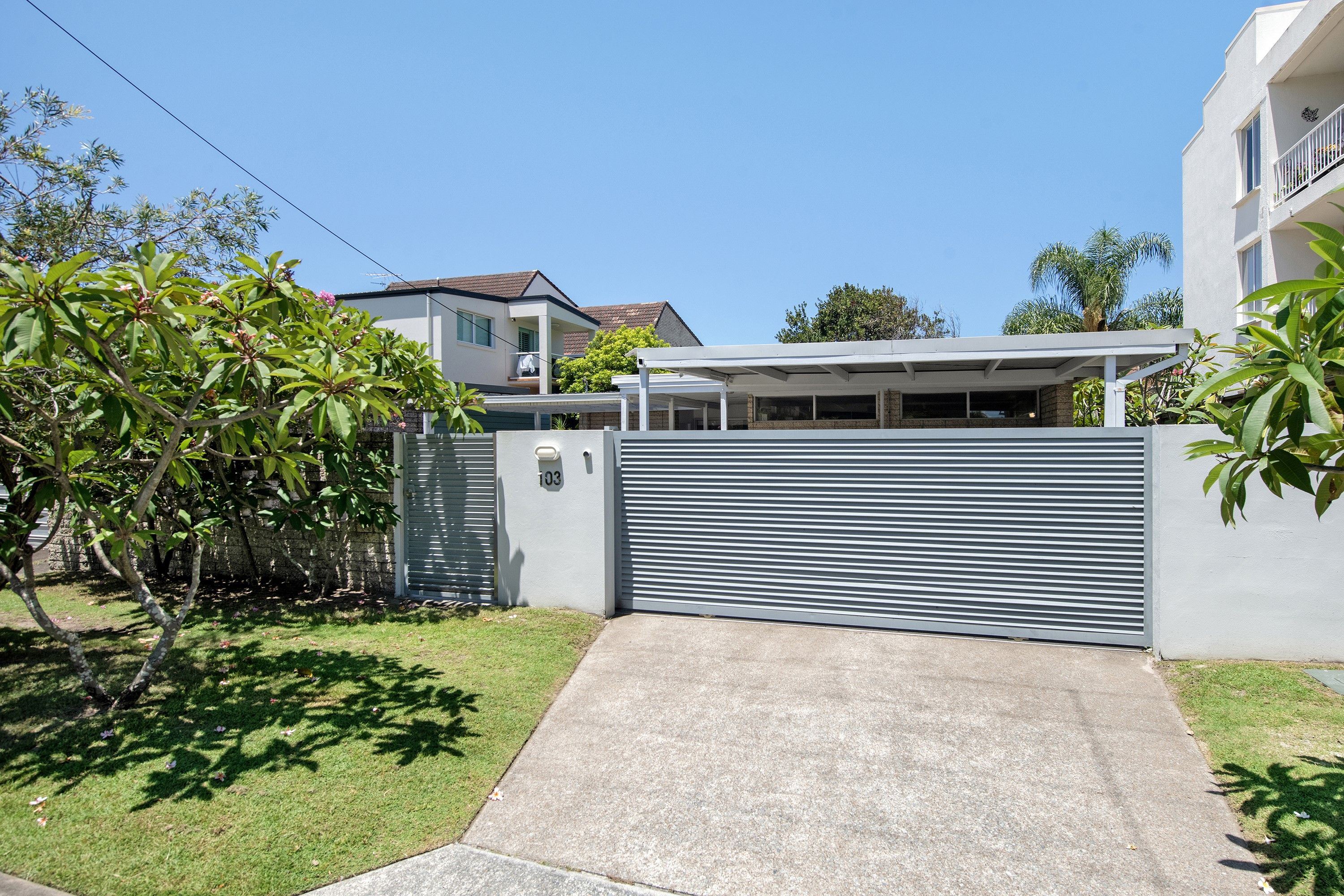 103 Petrel Avenue, Mermaid Beach QLD 4218