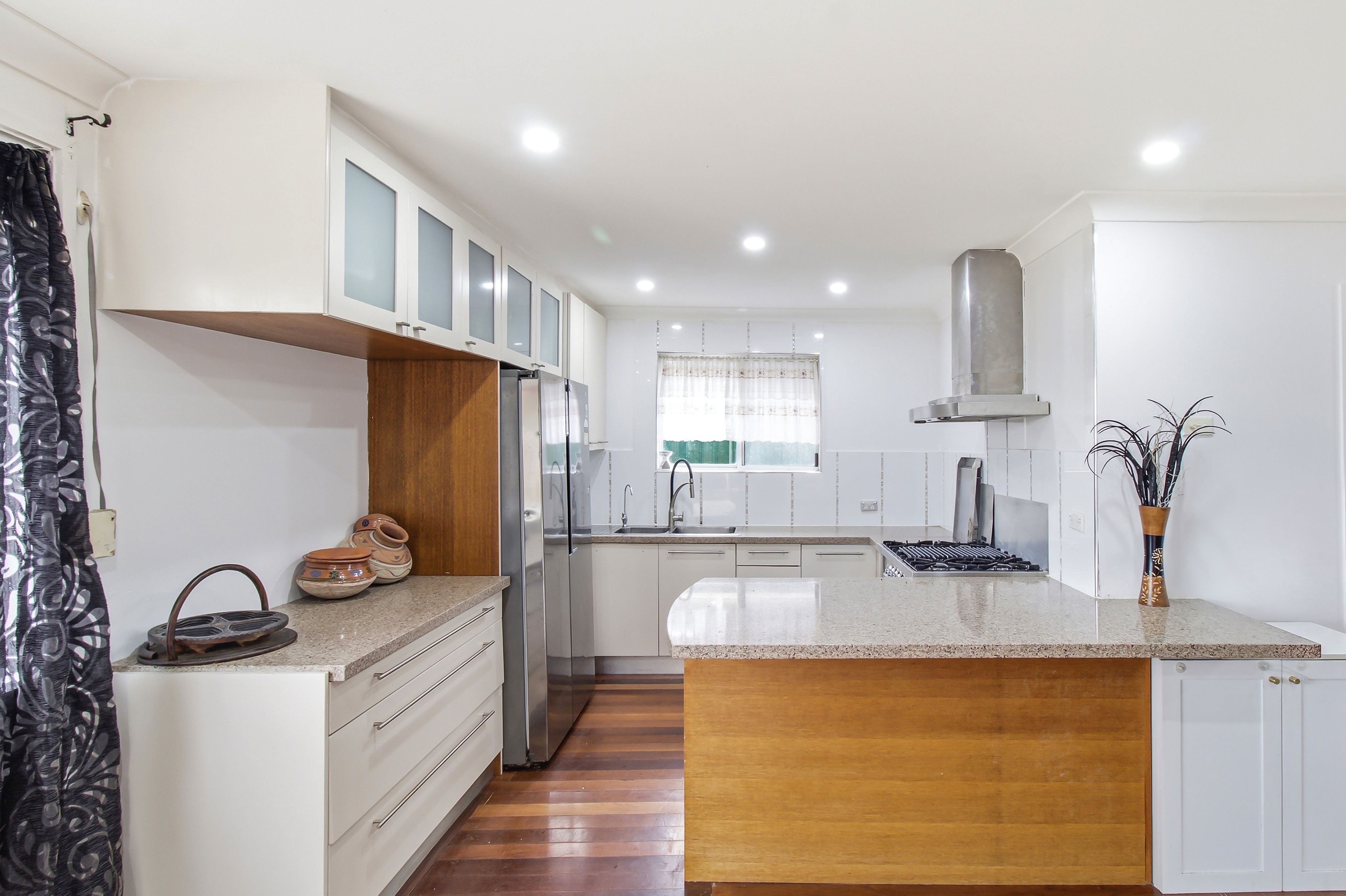 35 Seabrook Crescent — photo 5 of 12