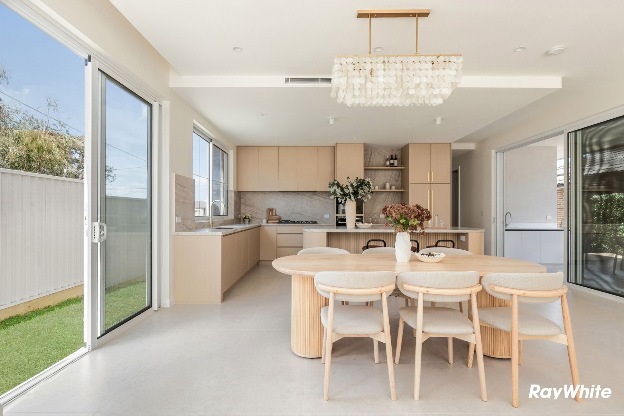 78 Potts Street — photo 6 of 27