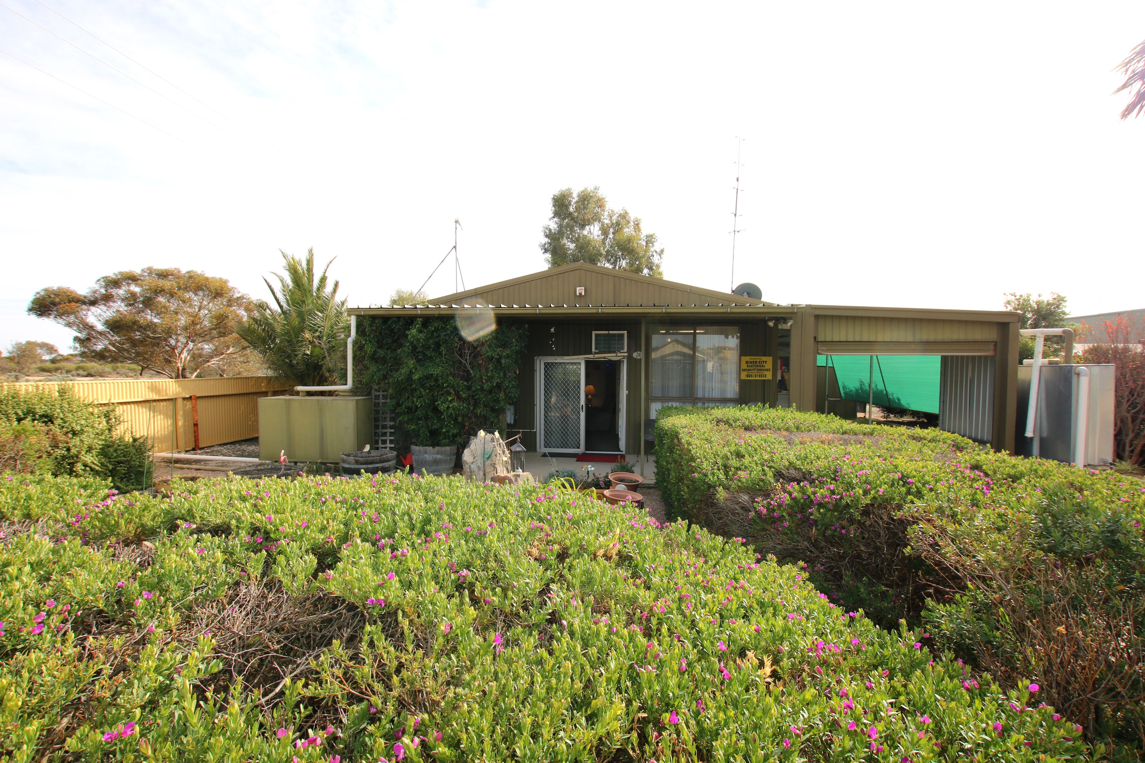24 North Terrace, Blanchetown, SA 5357