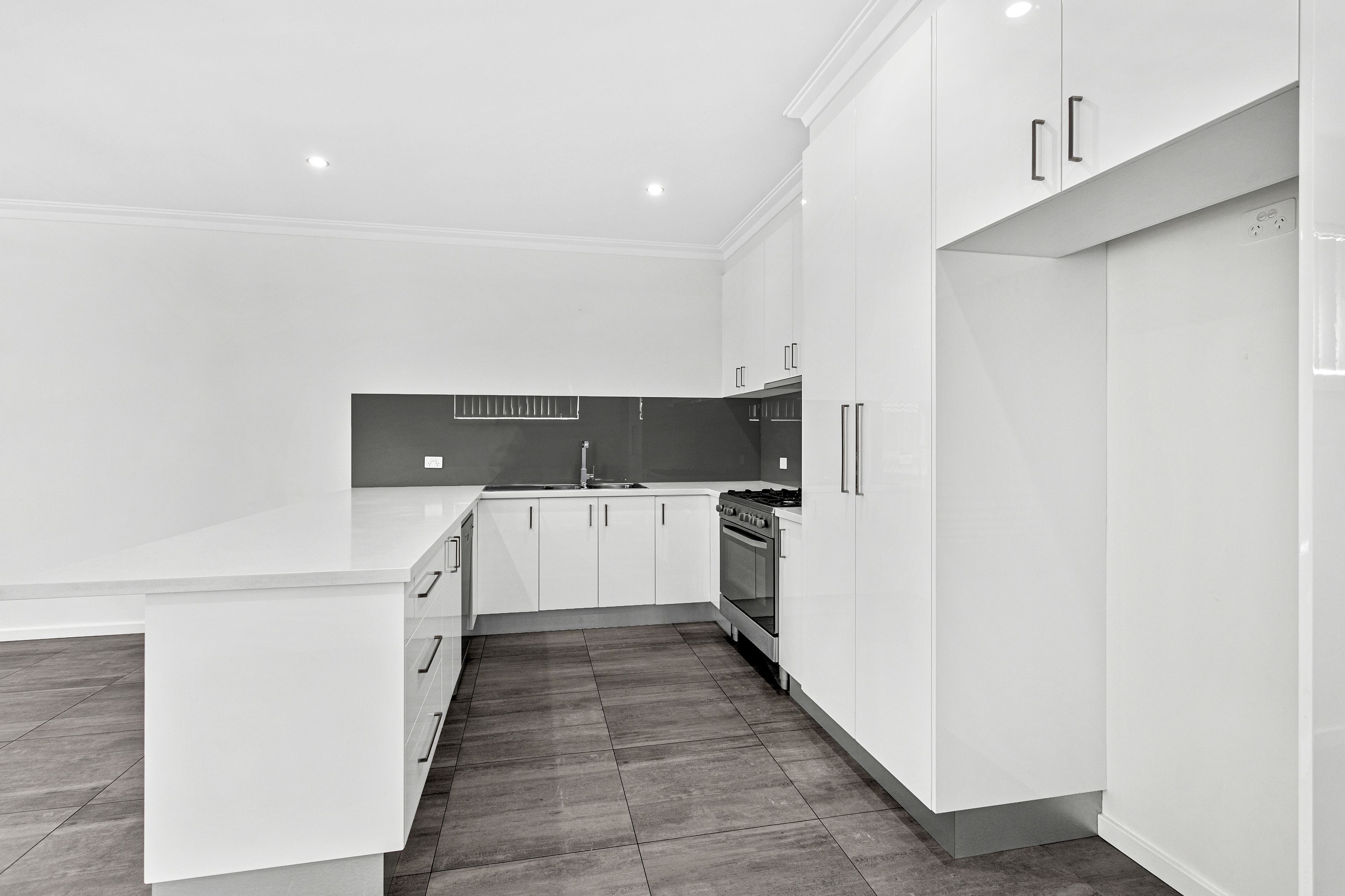 20A Elizabeth Circuit, Flinders, NSW 2529