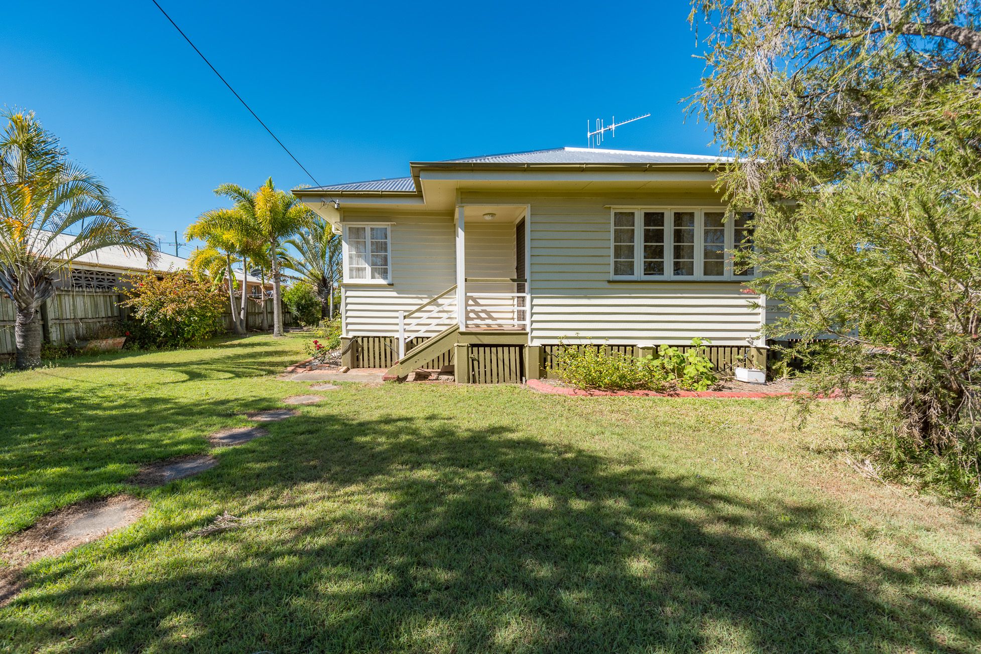 8 Adams Street, Bundaberg West, QLD 4670