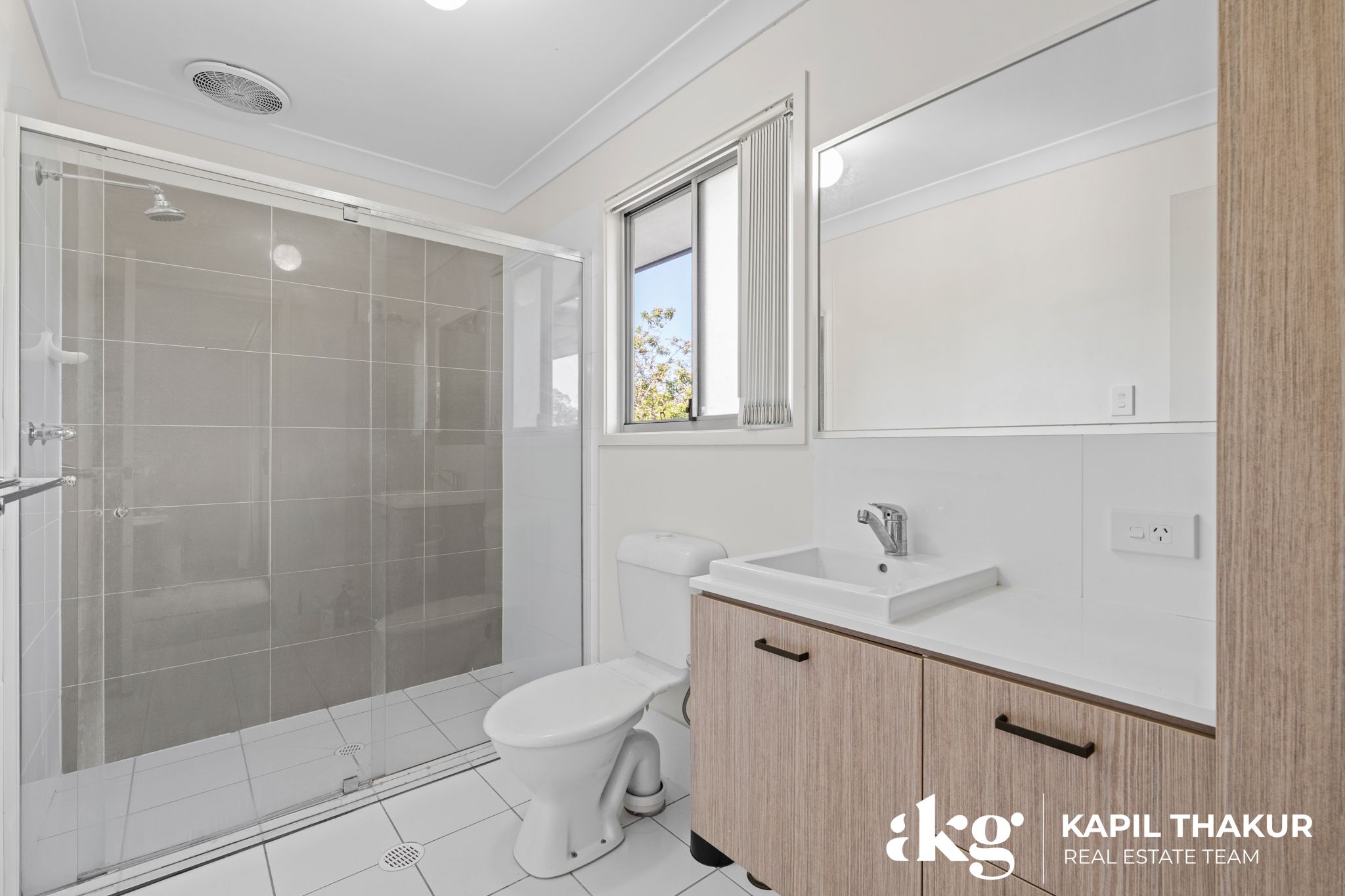 23/6-44 Clearwater Street — photo 11 of 18