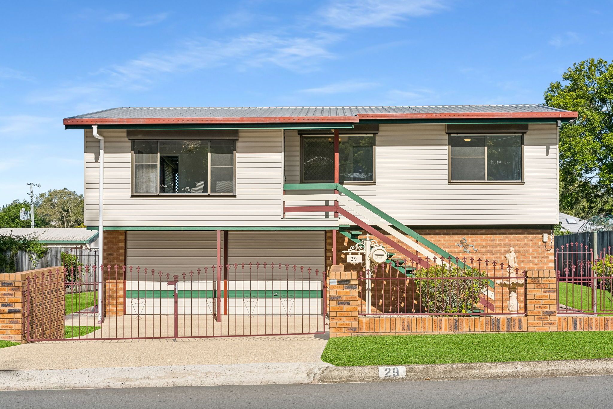 29 Parklands Drive — photo 4 of 19