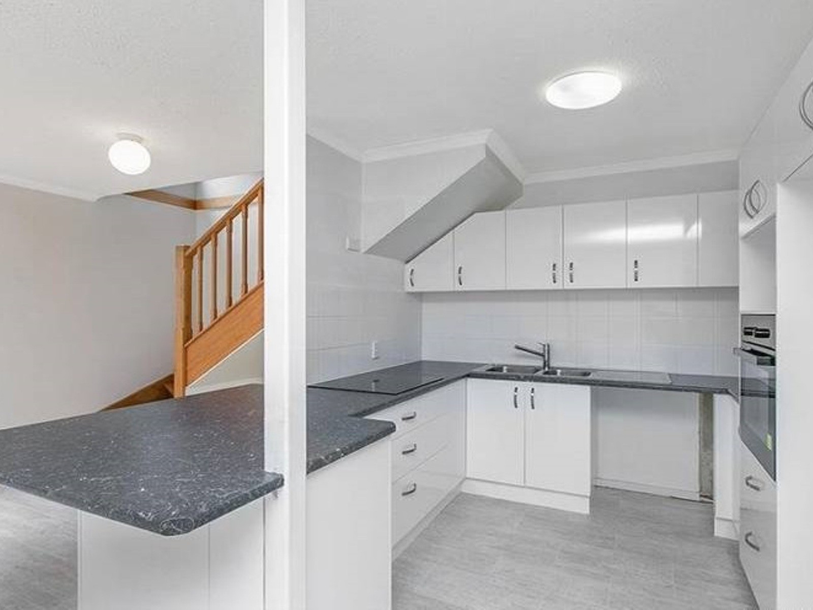 1/27 Brassey Street, Fairfield, QLD 4103