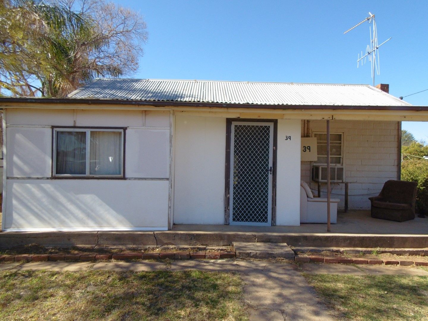 39 Forbes Road