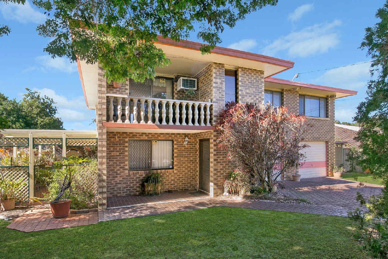 33 Whitcomb Street, Hillcrest, QLD 4118
