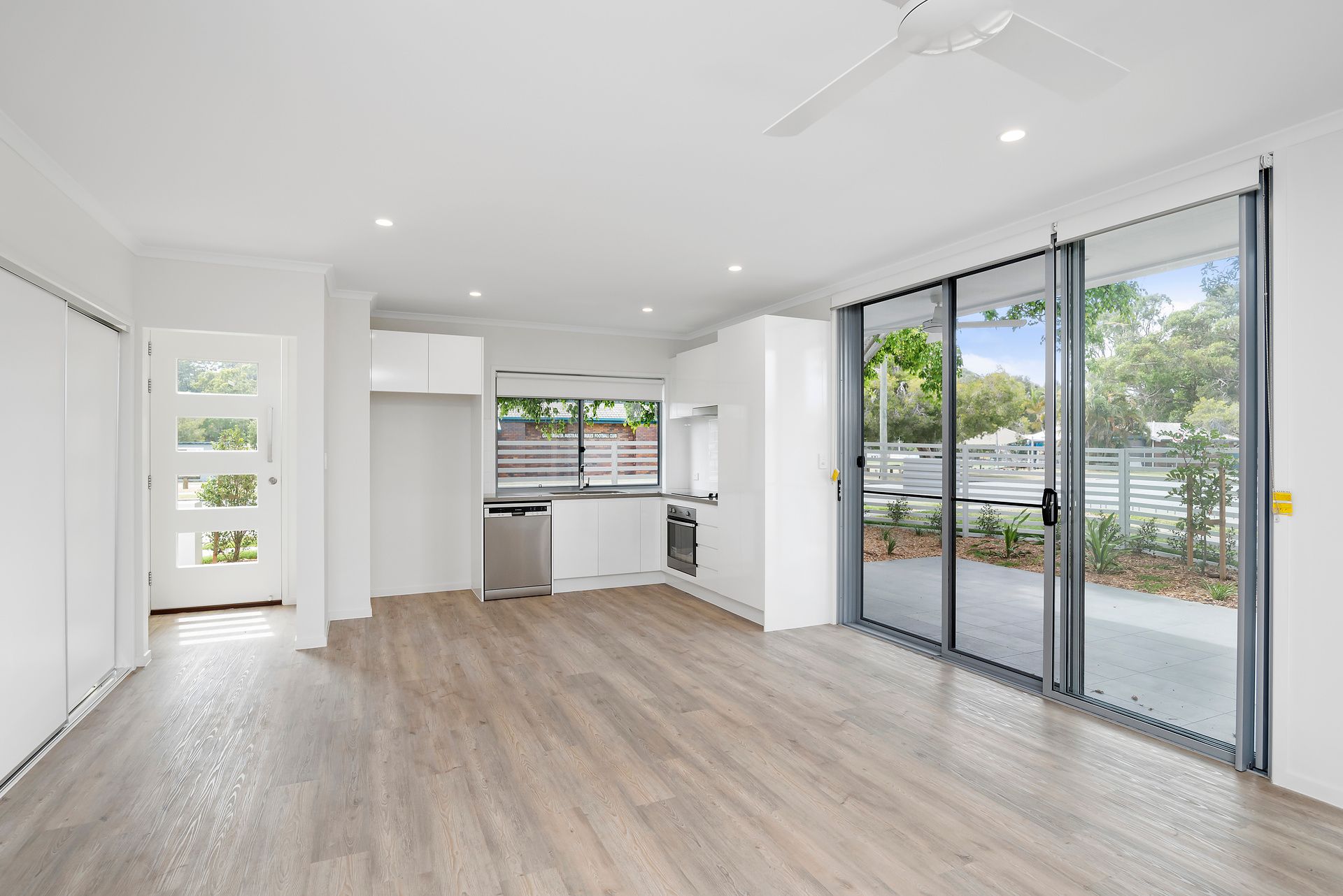 1/1 Korina Avenue, Kirra, QLD 4225