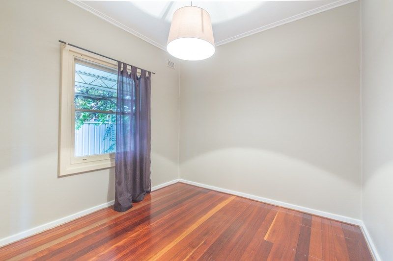 21 Birdwood Road — photo 9 of 13
