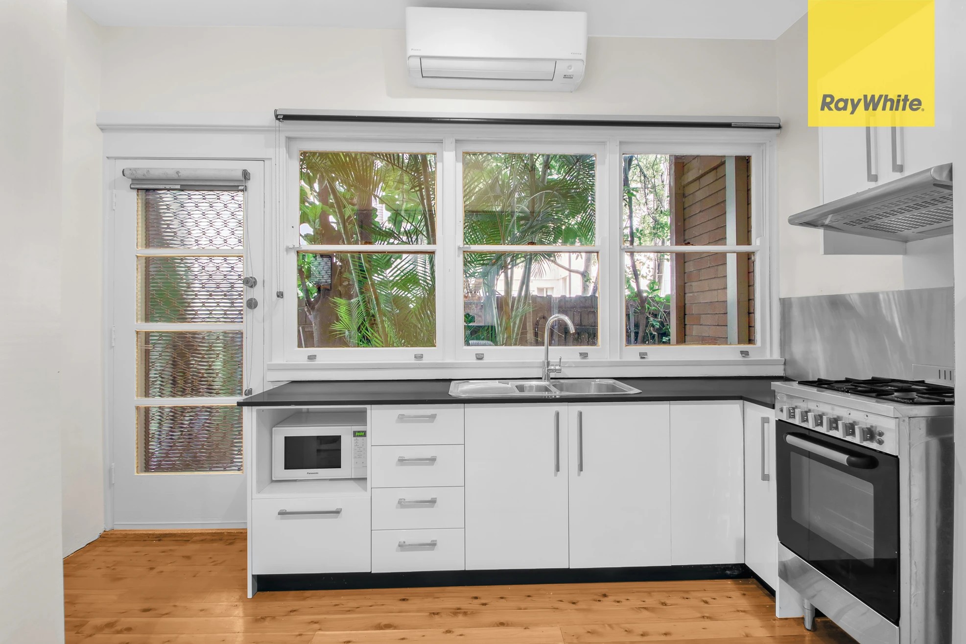 2/82A Weston Street, Harris Park, NSW 2150