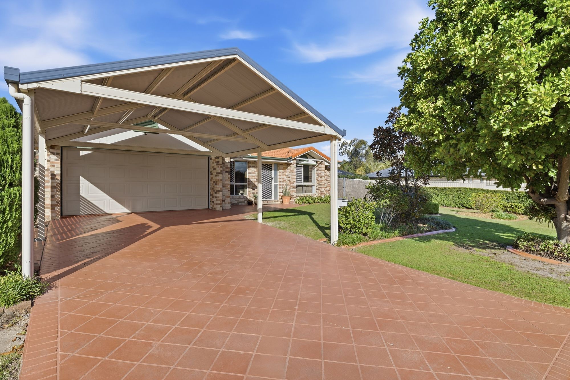 7 Yellowstone Place, Parkinson, QLD 4115