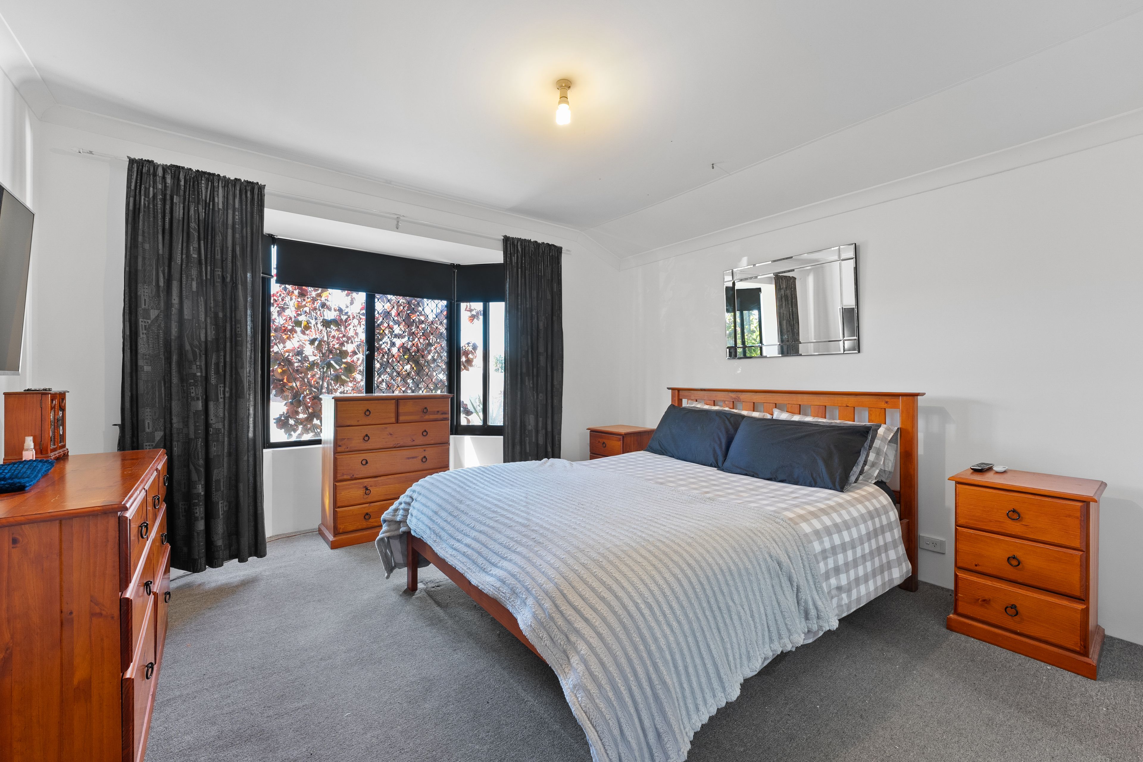 27 Mornington Boulevard — photo 7 of 30