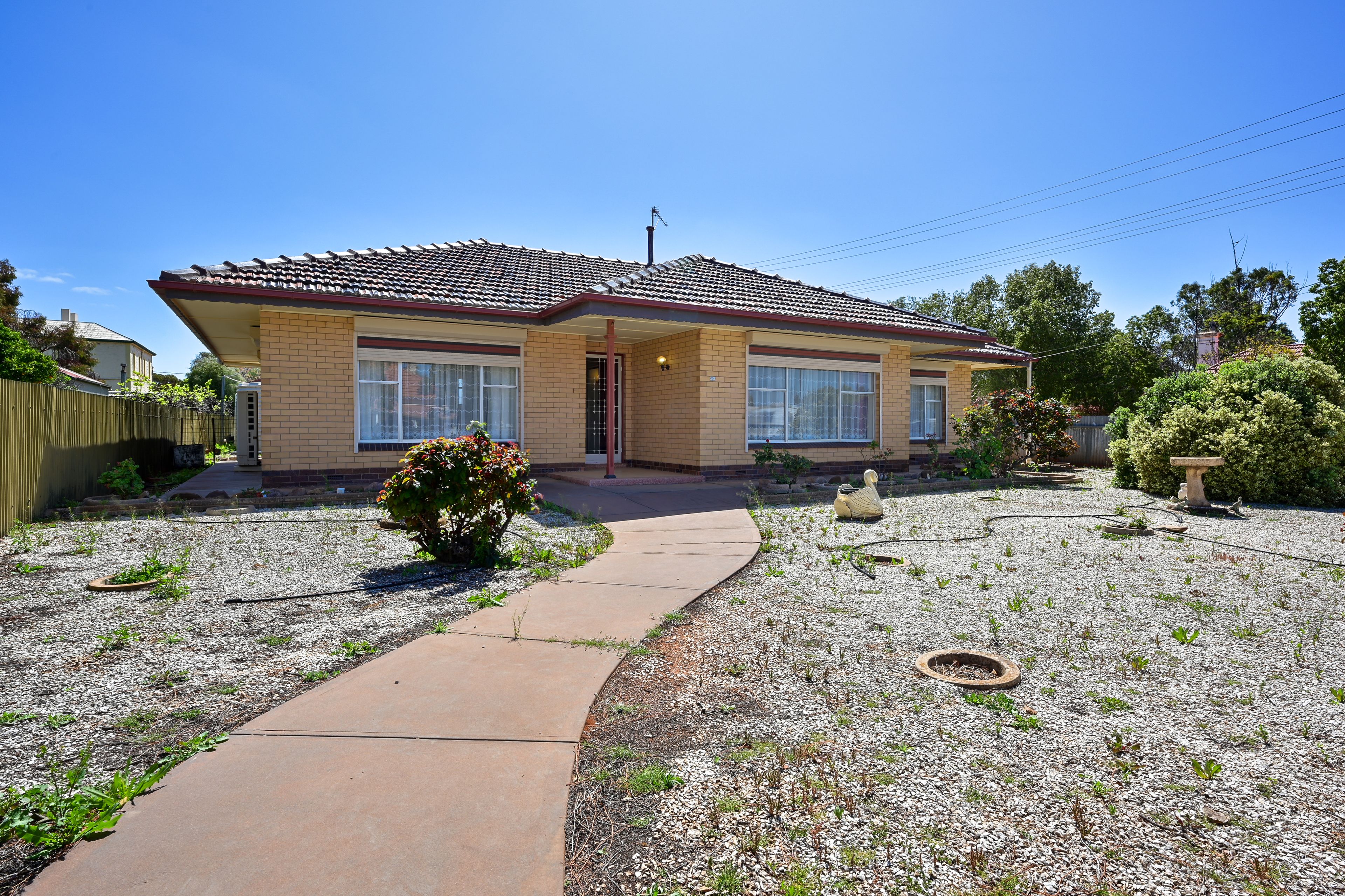 50 First Street, Quorn, SA 5433