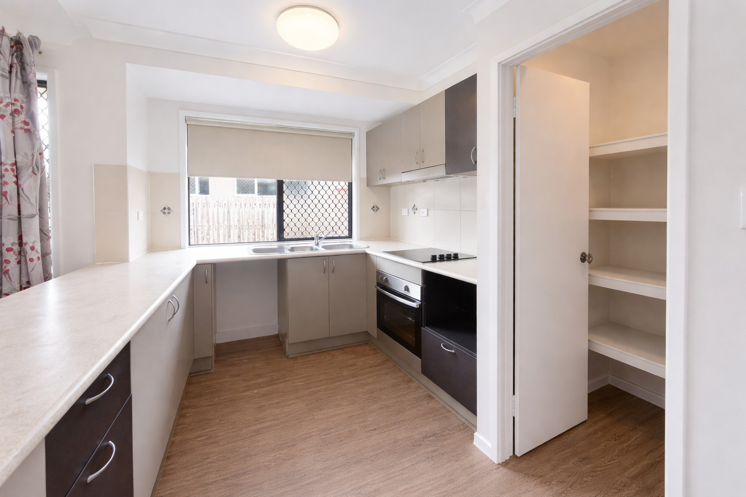 11 Chaimberlane Place, Kirwan, QLD 4817