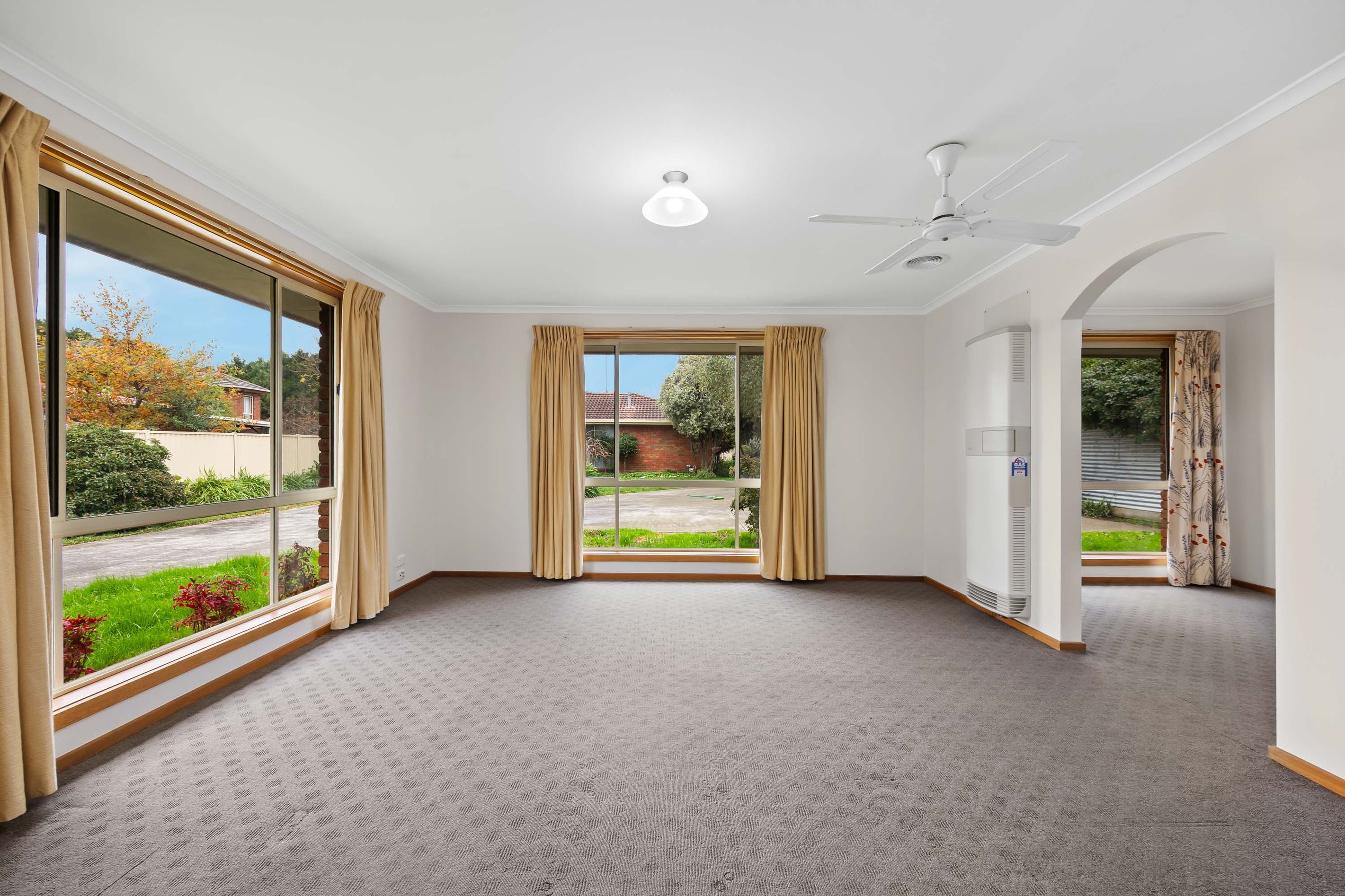 2/110 Campbells Crescent, Redan, VIC 3350
