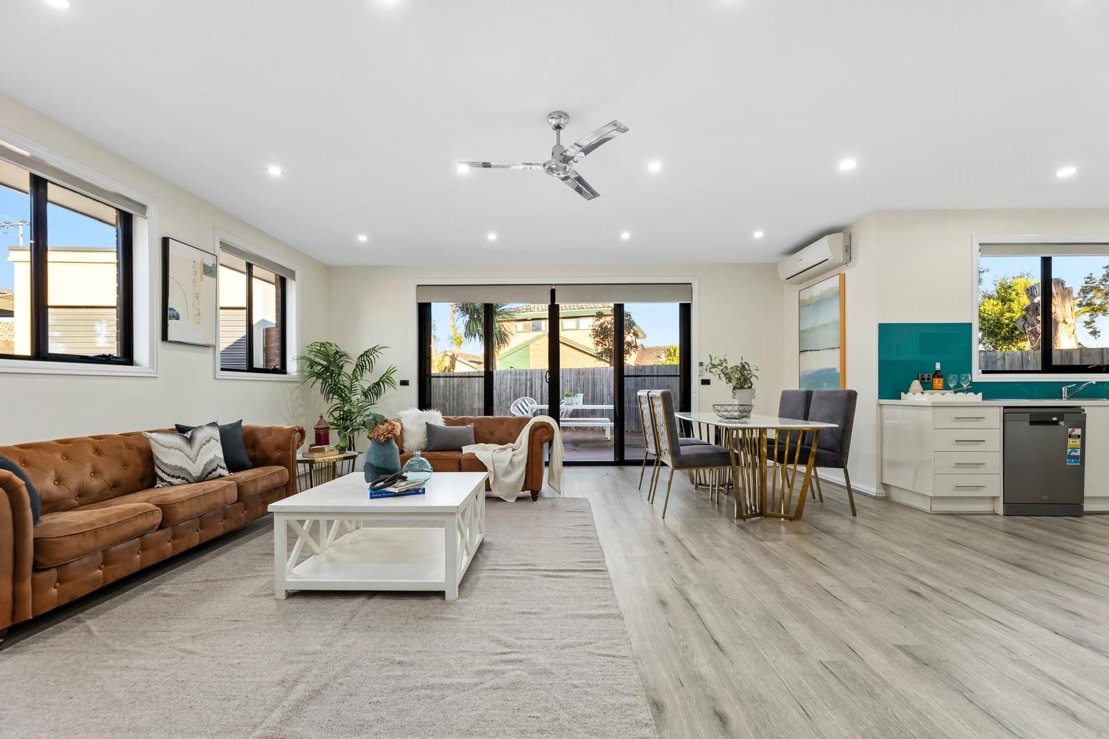 2/3 Bella Court, Wheelers Hill, VIC 3150