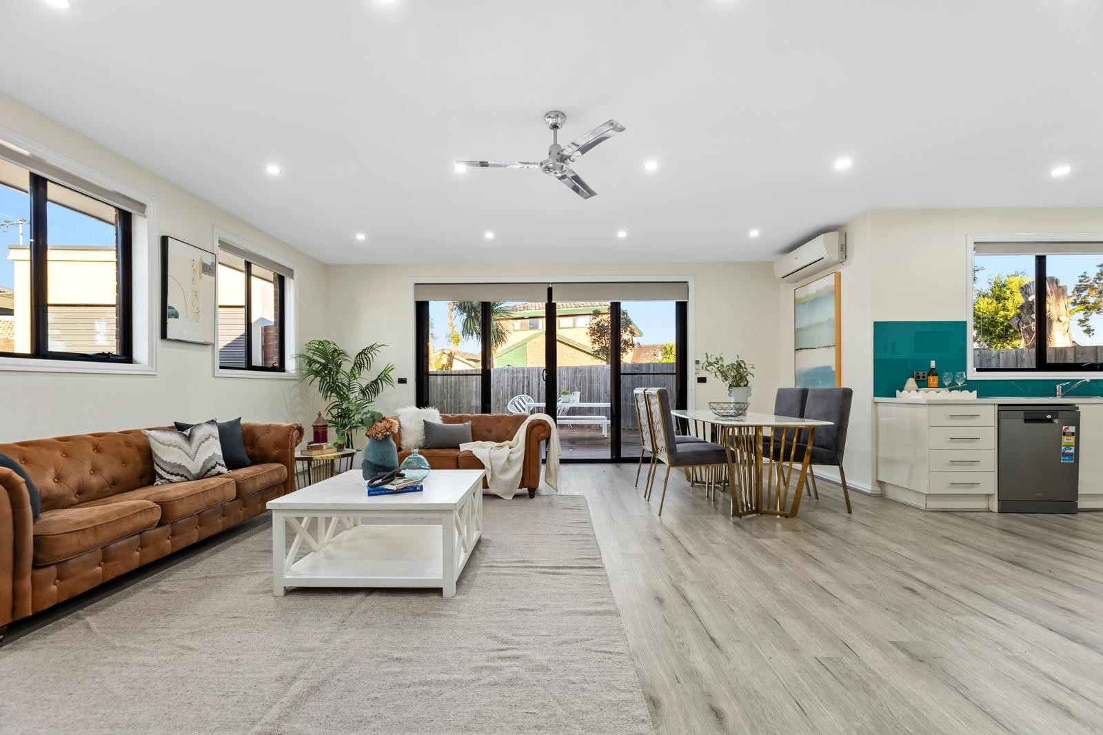 2/3 Bella Court, Wheelers Hill, VIC 3150