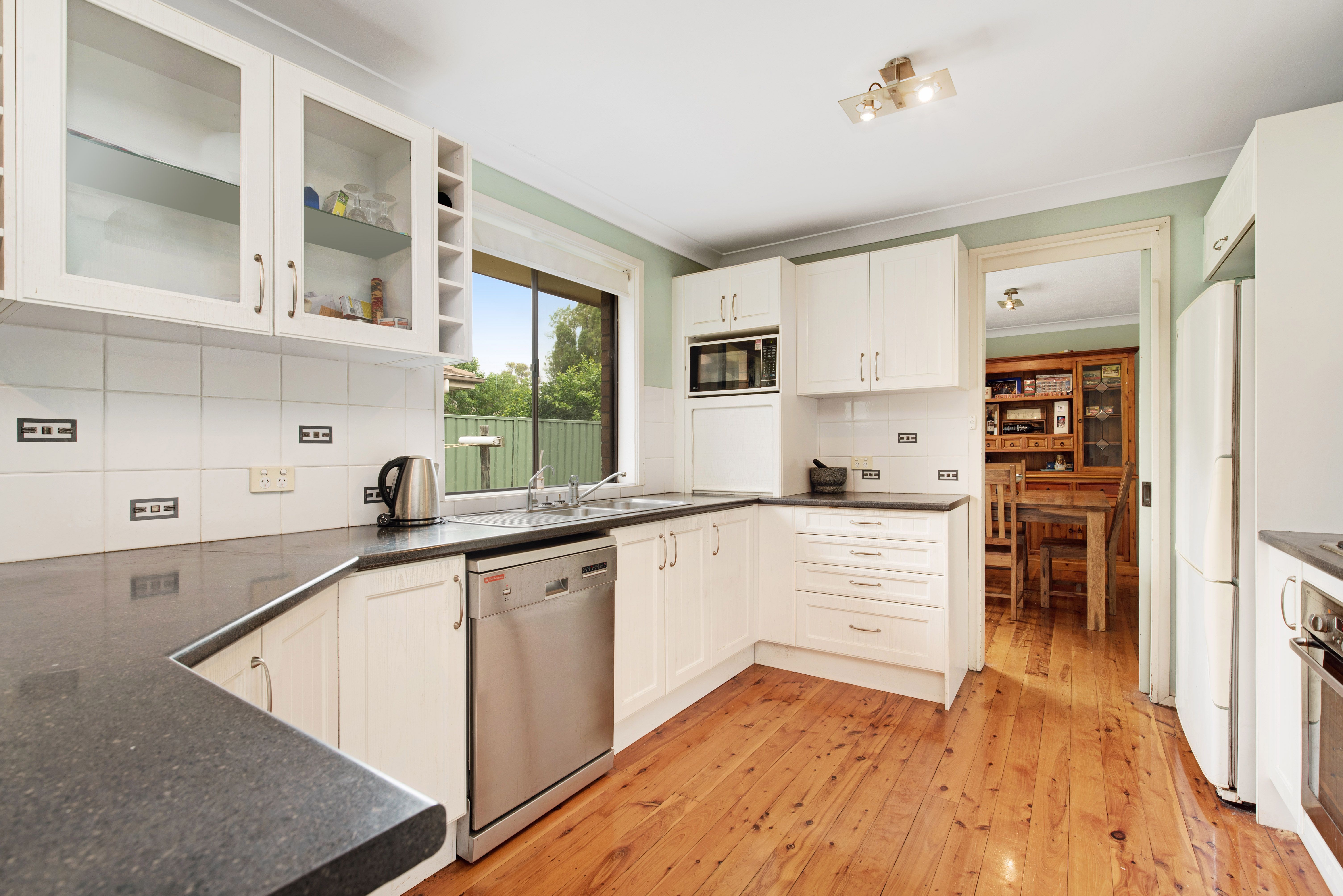 16 Crawford Avenue, Tenambit, NSW 2323