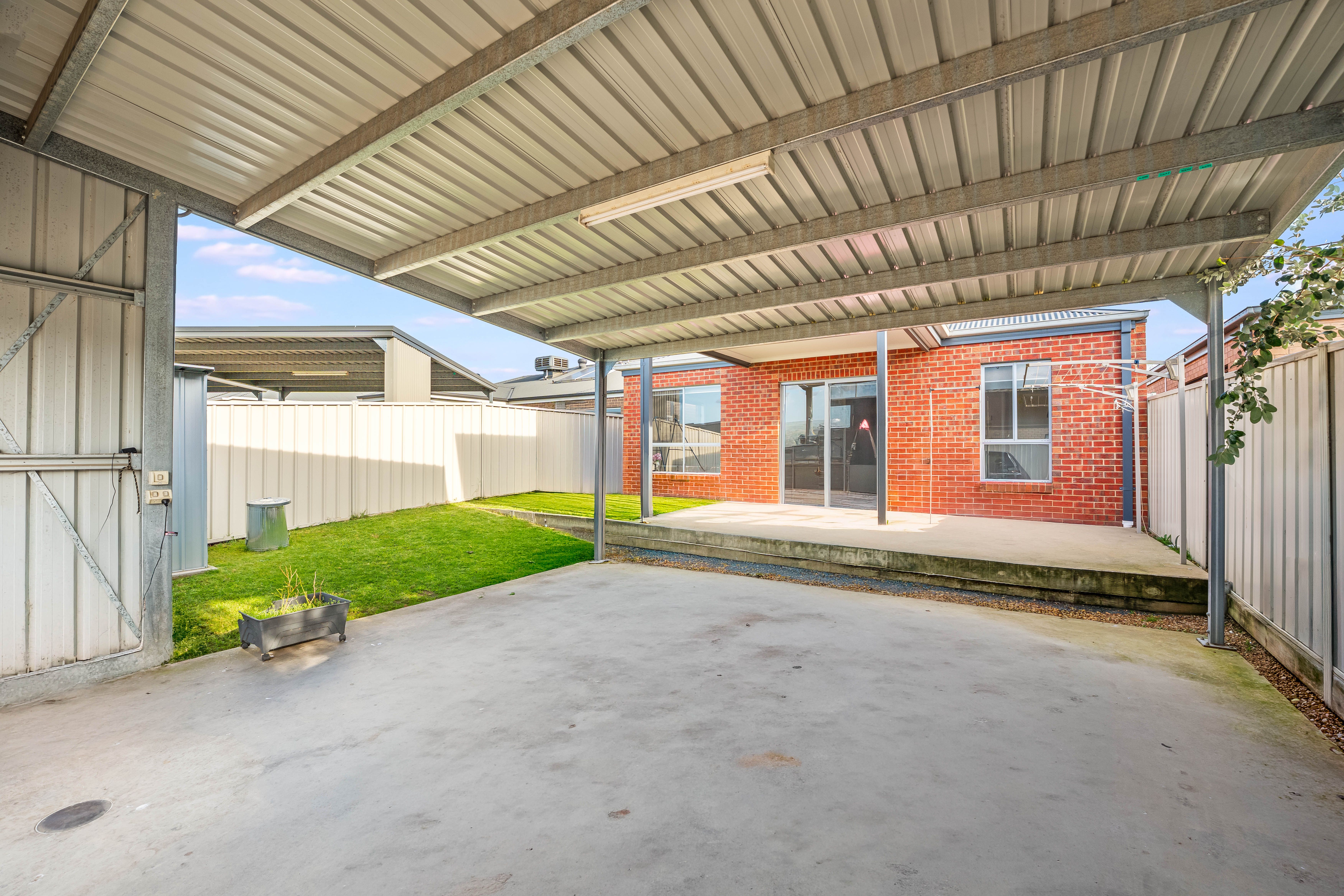 11 Macquarie Road — photo 16 of 21
