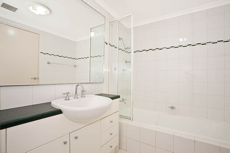 910/5 Rockdale Plaza Drive, Rockdale, NSW 2216