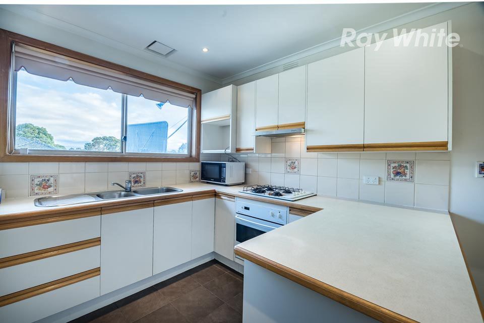 17 Flag Street, Kingsbury, VIC 3083