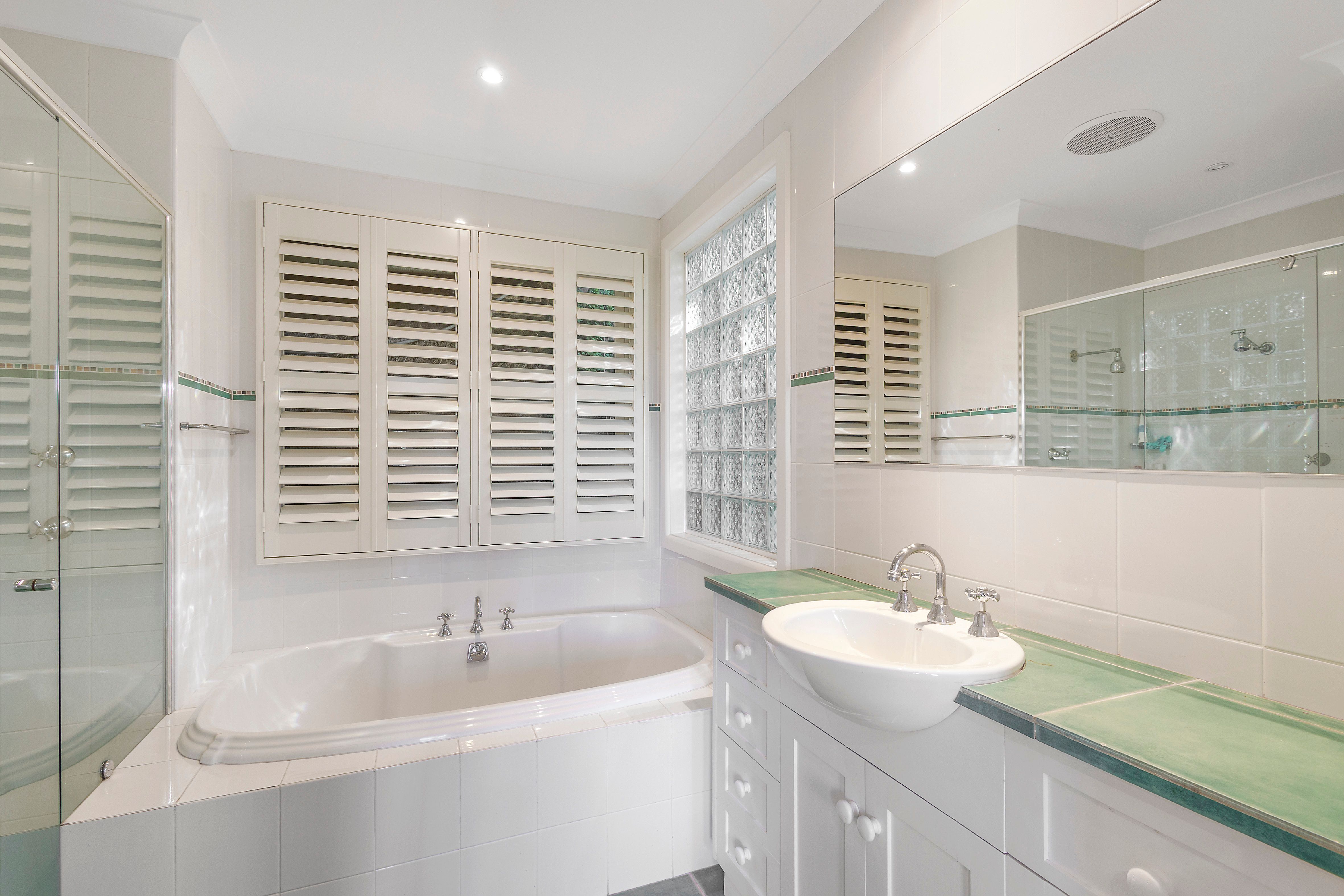 17 Kahibah Road — photo 12 of 15