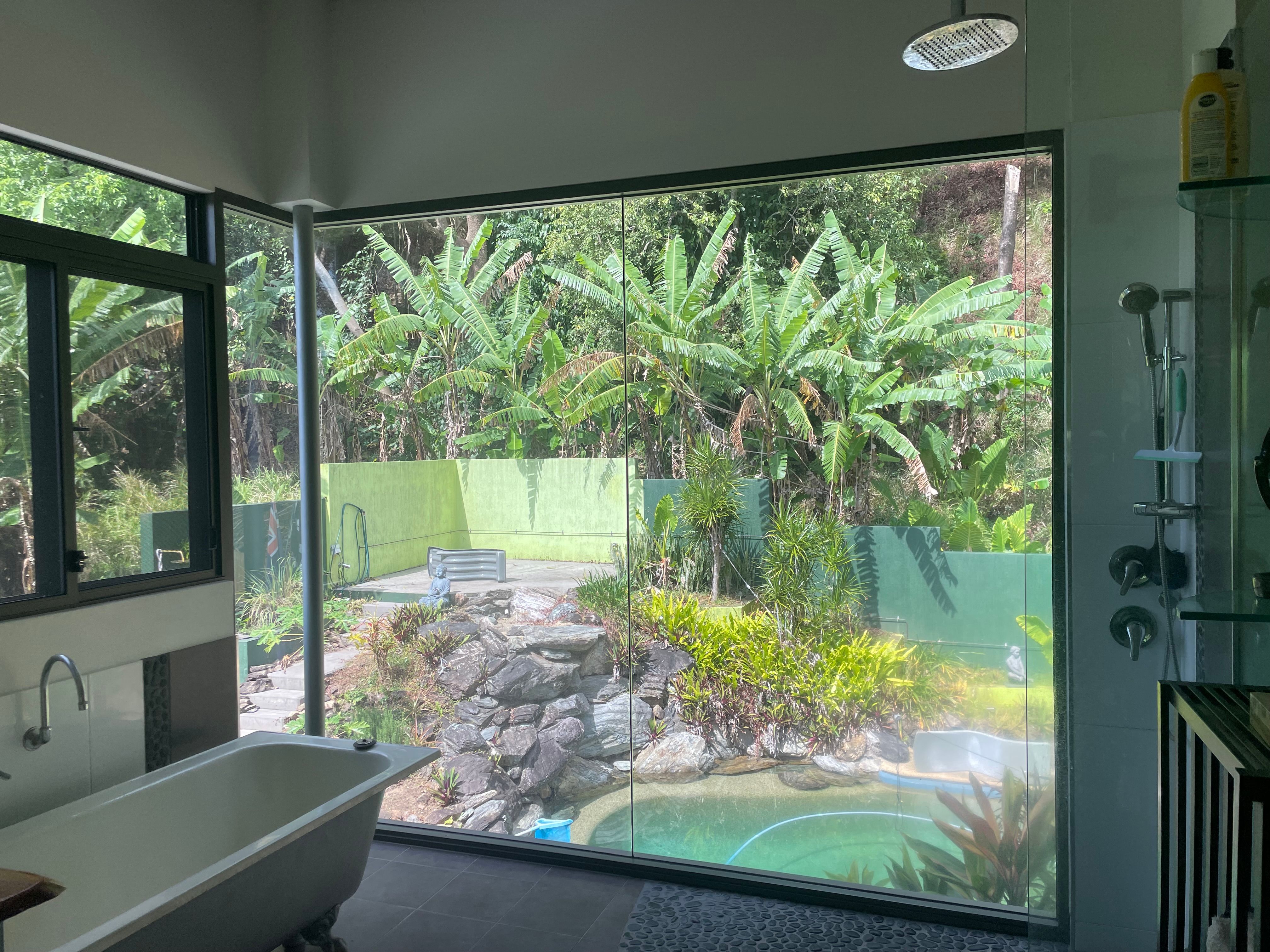101 Aeroglen Drive — photo 4 of 6