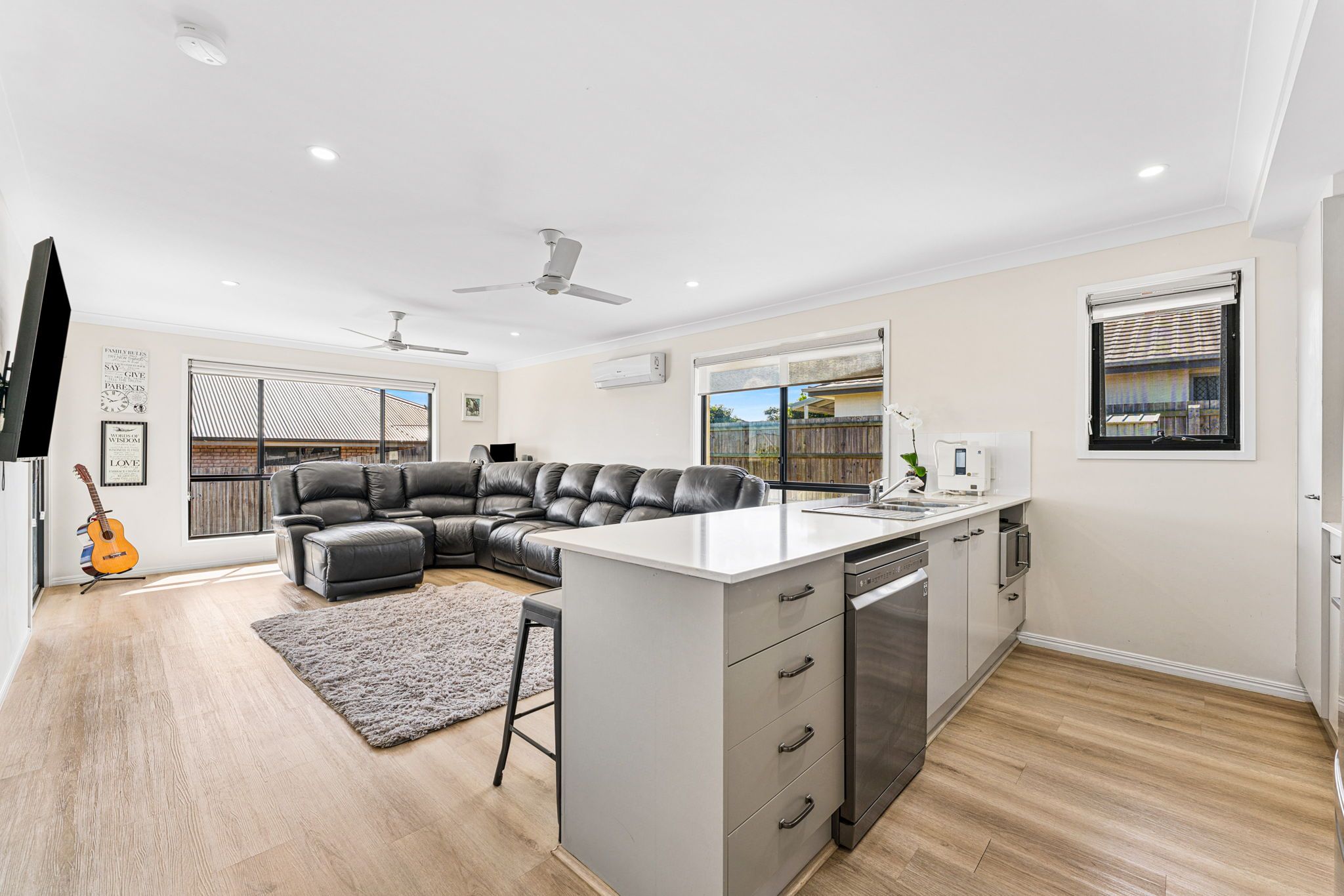 24 Williams Street — photo 6 of 25