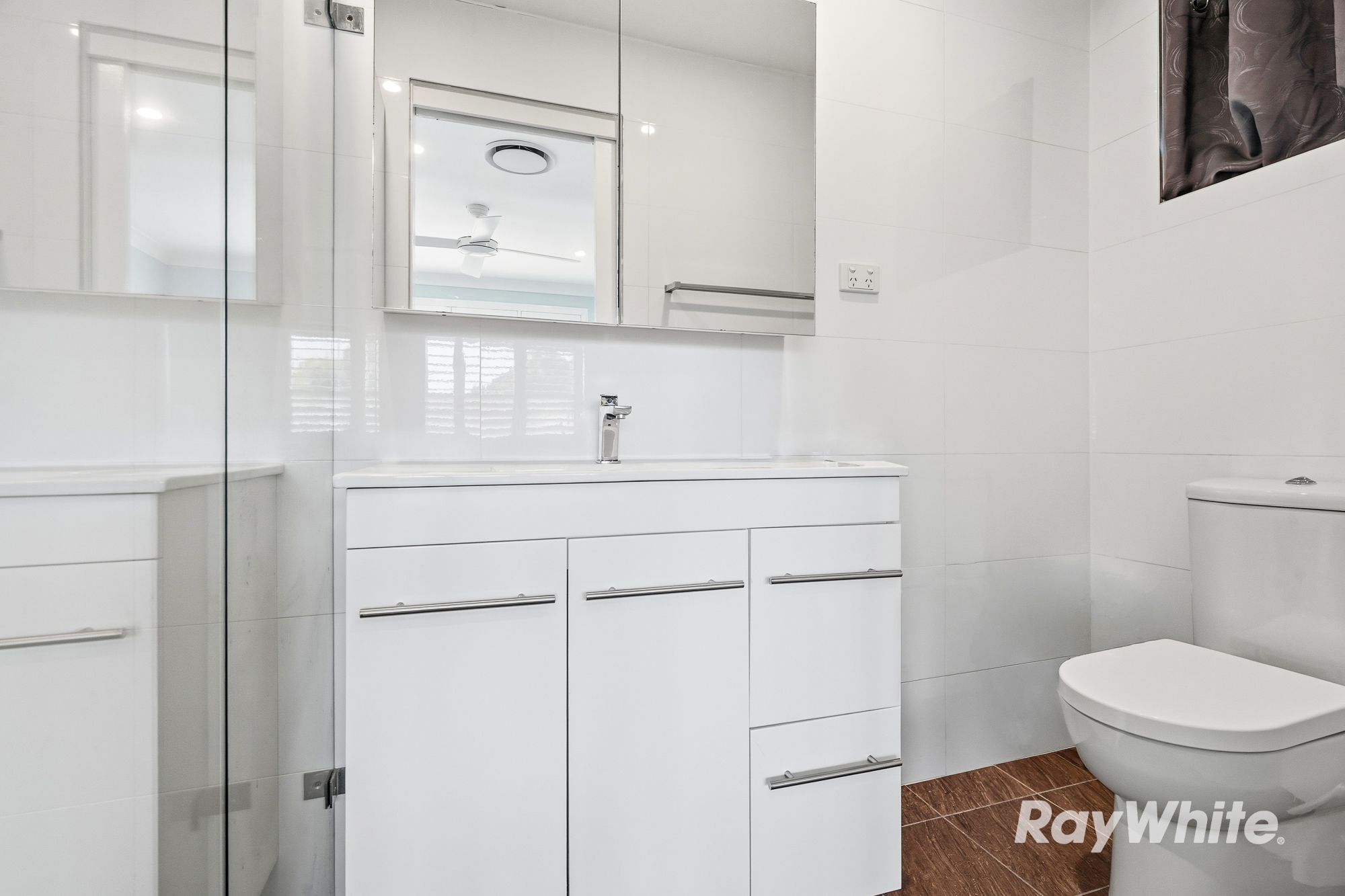 2 Alex Avenue — photo 15 of 26
