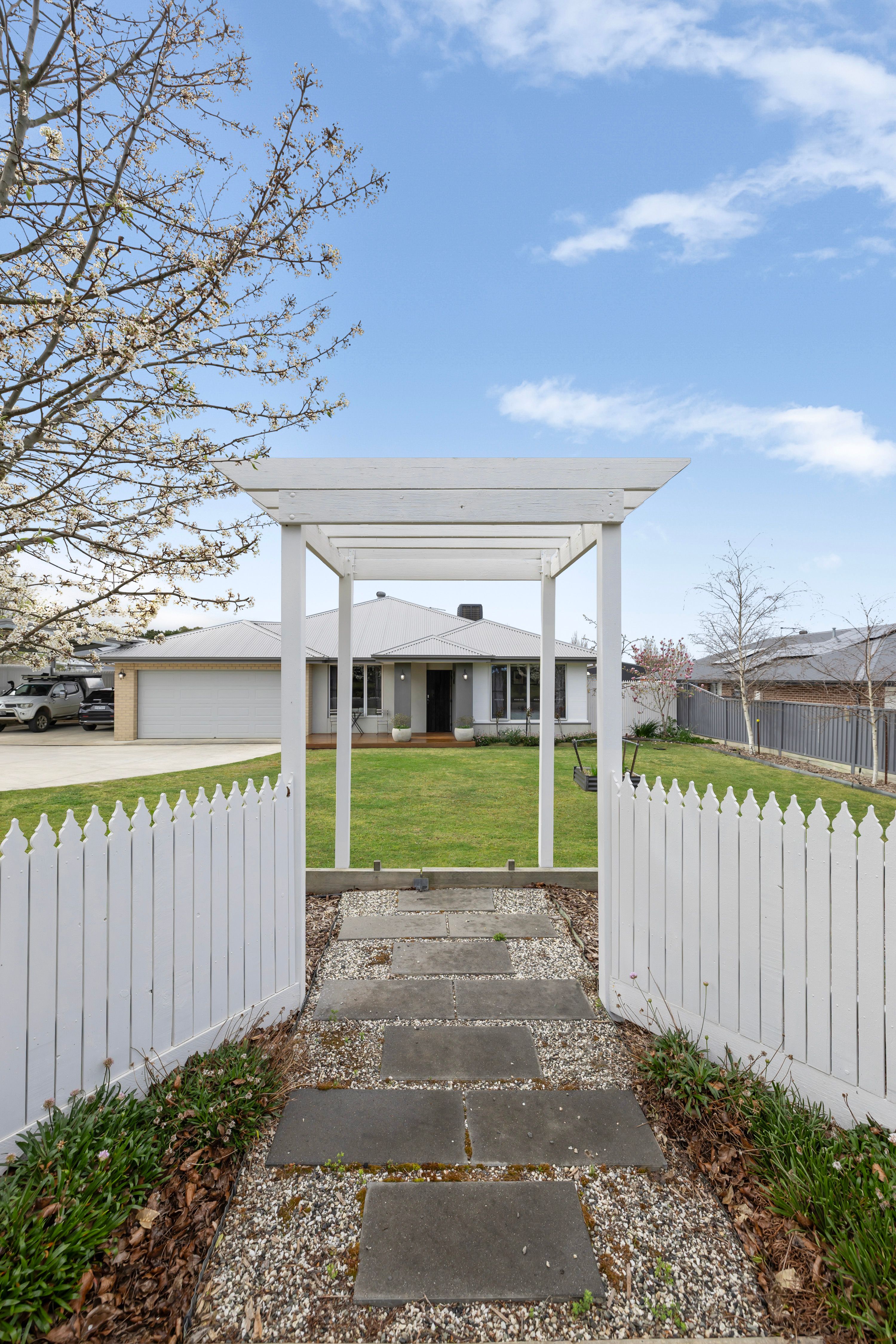 136 Knox Road — photo 6 of 23