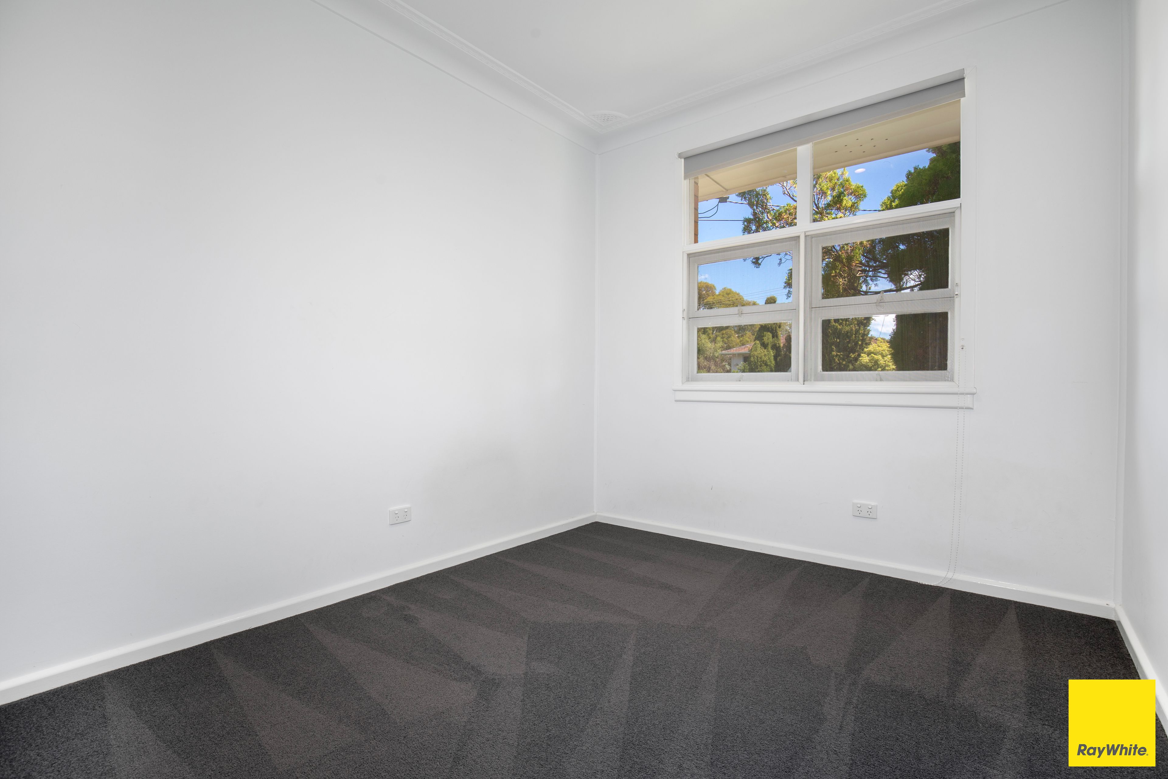 11 Proctor Street — photo 4 of 10