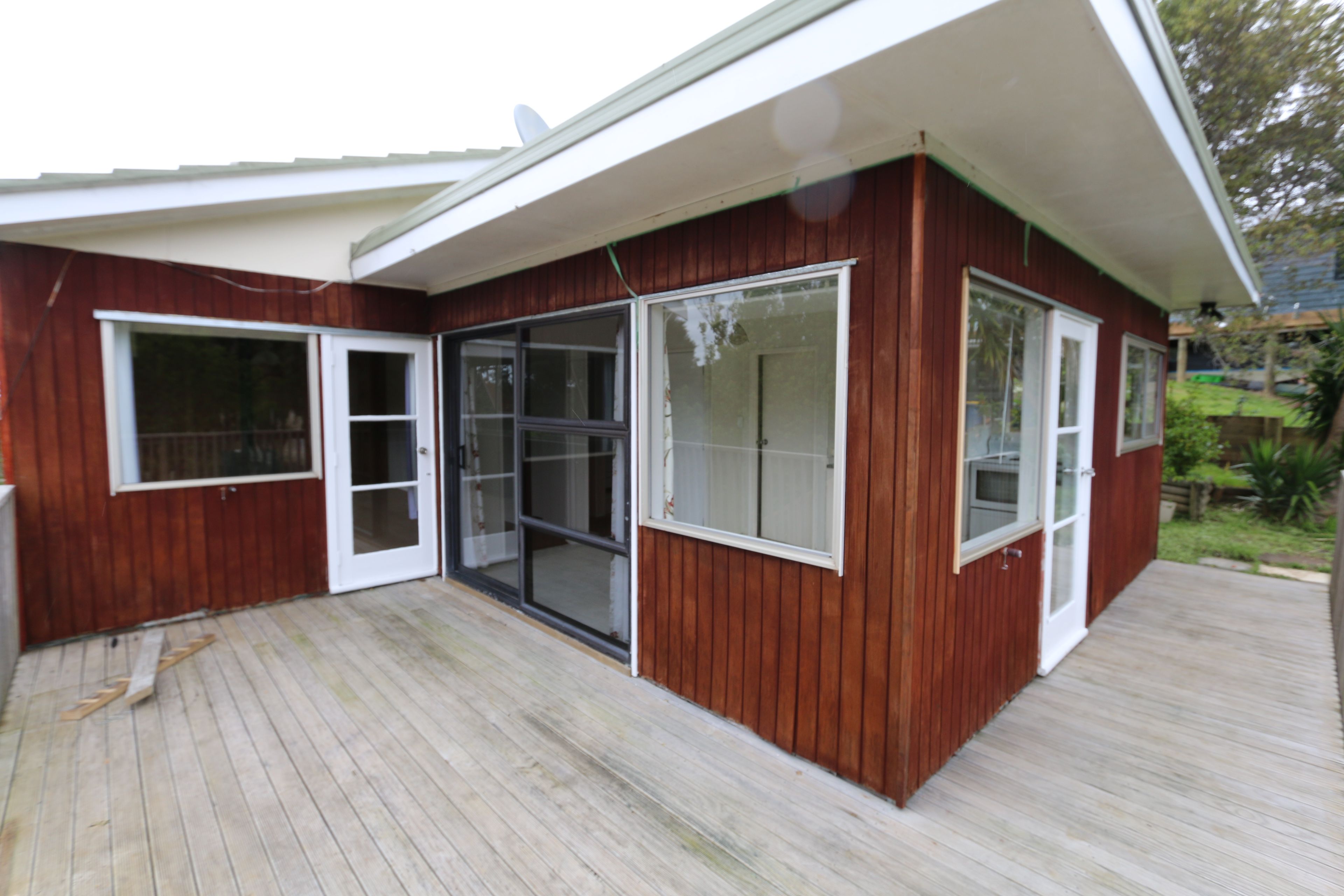 4 Woontons Lane, Titirangi, Waitakere City