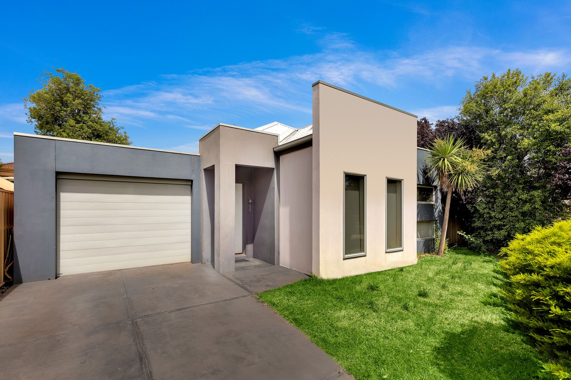 33 Cranwell Square, Caroline Springs, VIC 3023