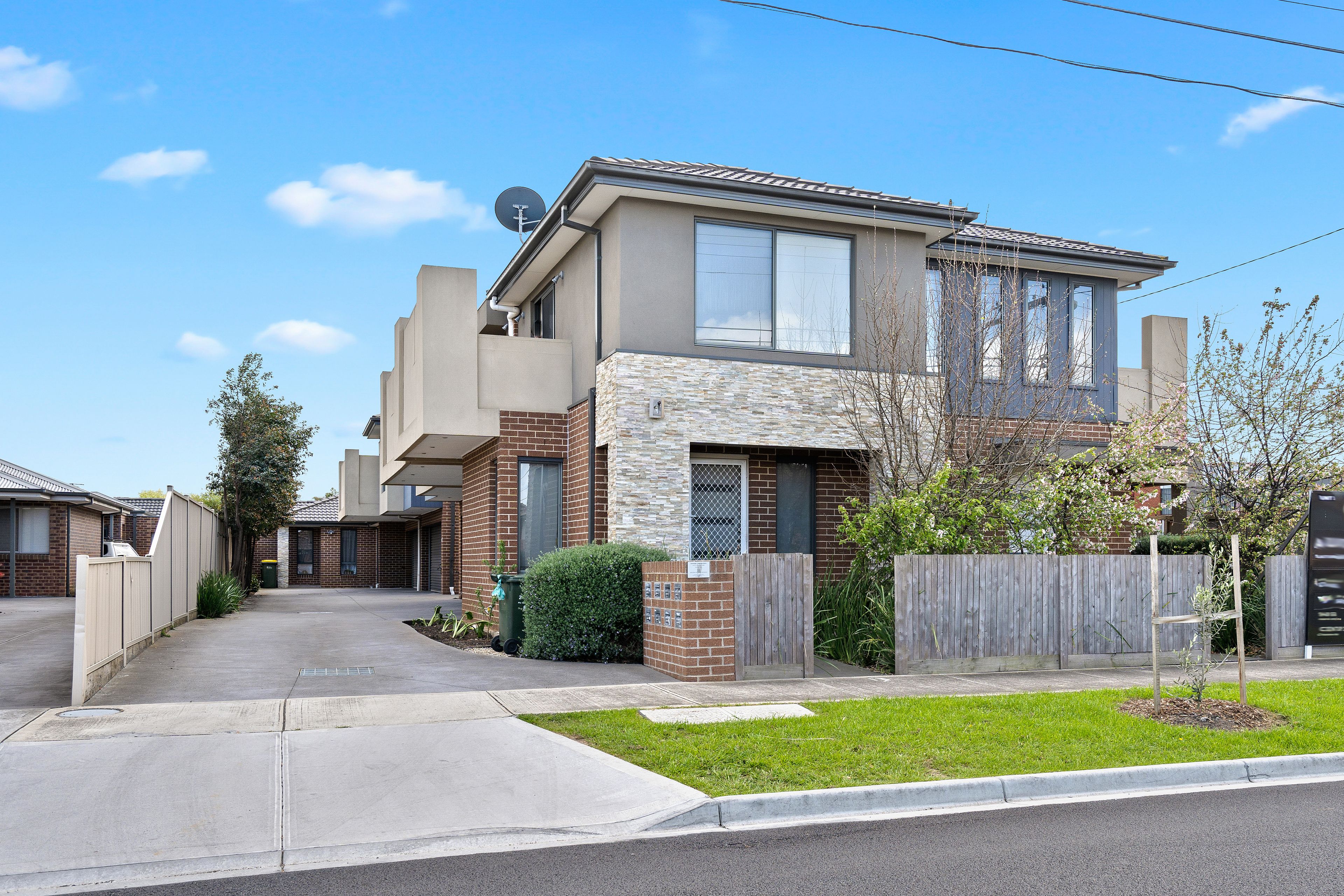 4/6 Central Avenue, Thomastown, VIC 3074